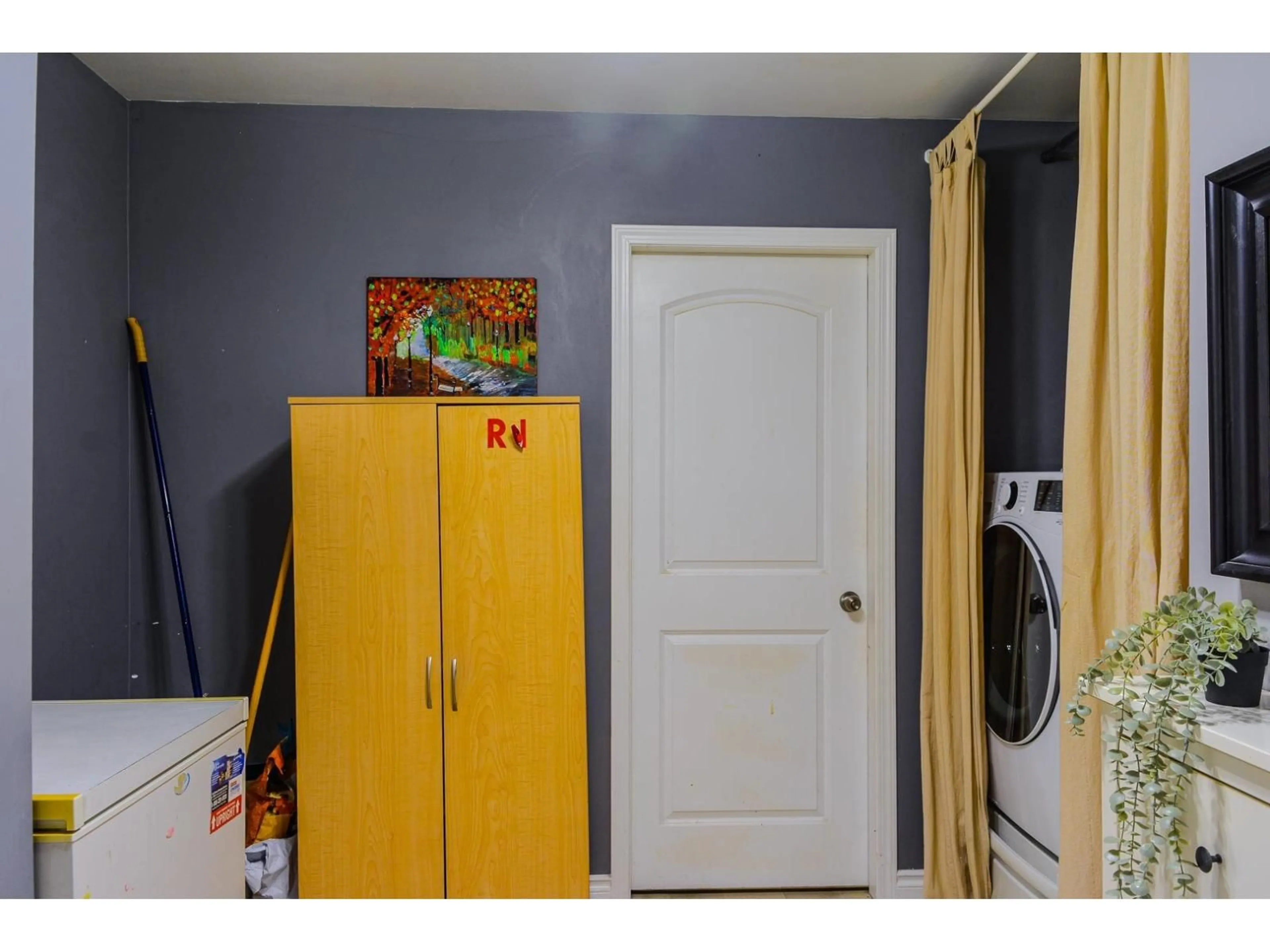 Storage room or clothes room or walk-in closet for 125 - 13880 74, Surrey British Columbia V3W7E6