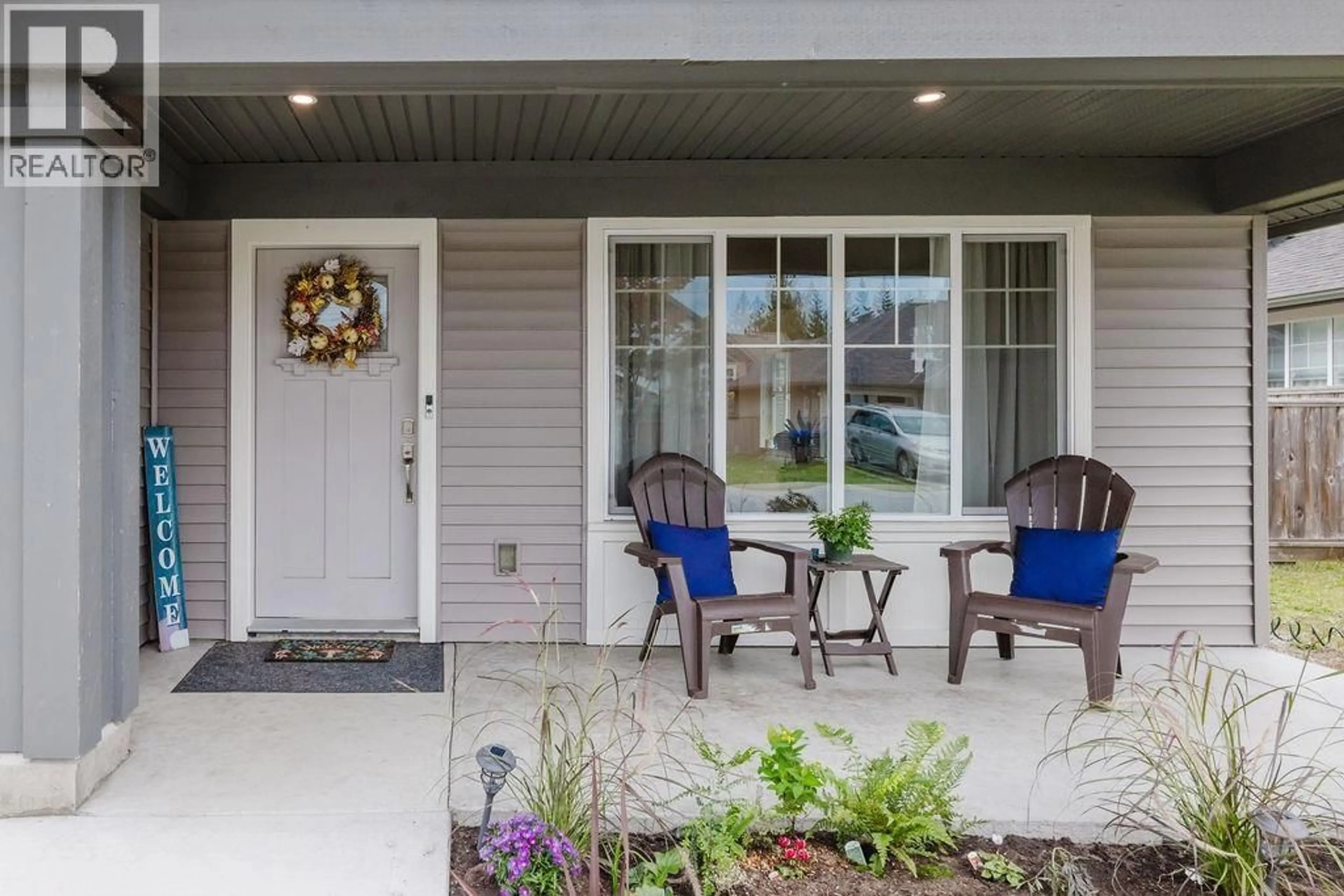 Indoor entryway for 5692 PARTRIDGE WAY, Sechelt British Columbia V7Z0M4