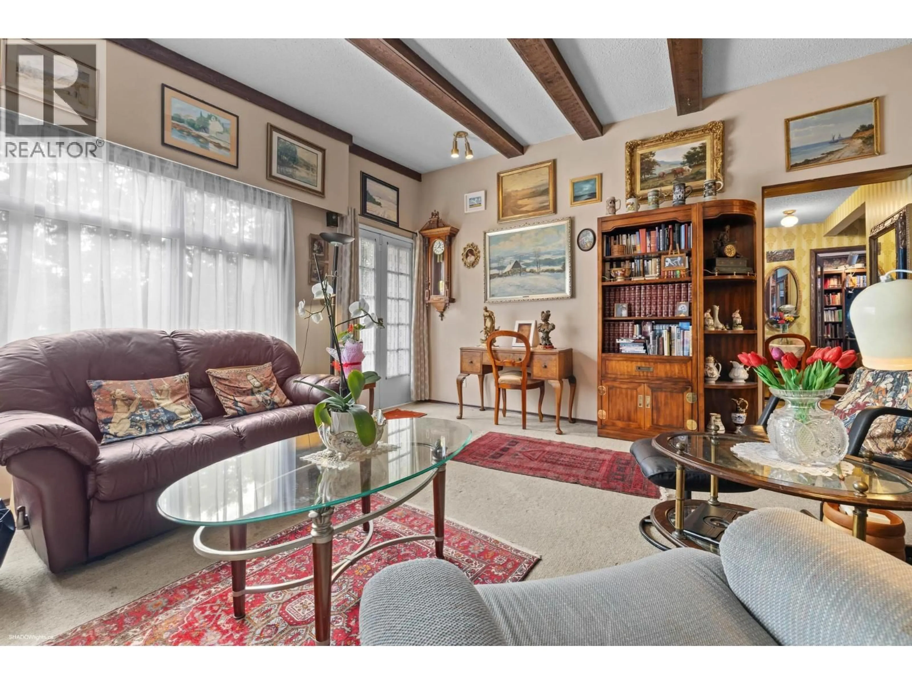 Living room with furniture, unknown for 3431 SPRINGFORD AVENUE, Richmond British Columbia V7E1V1