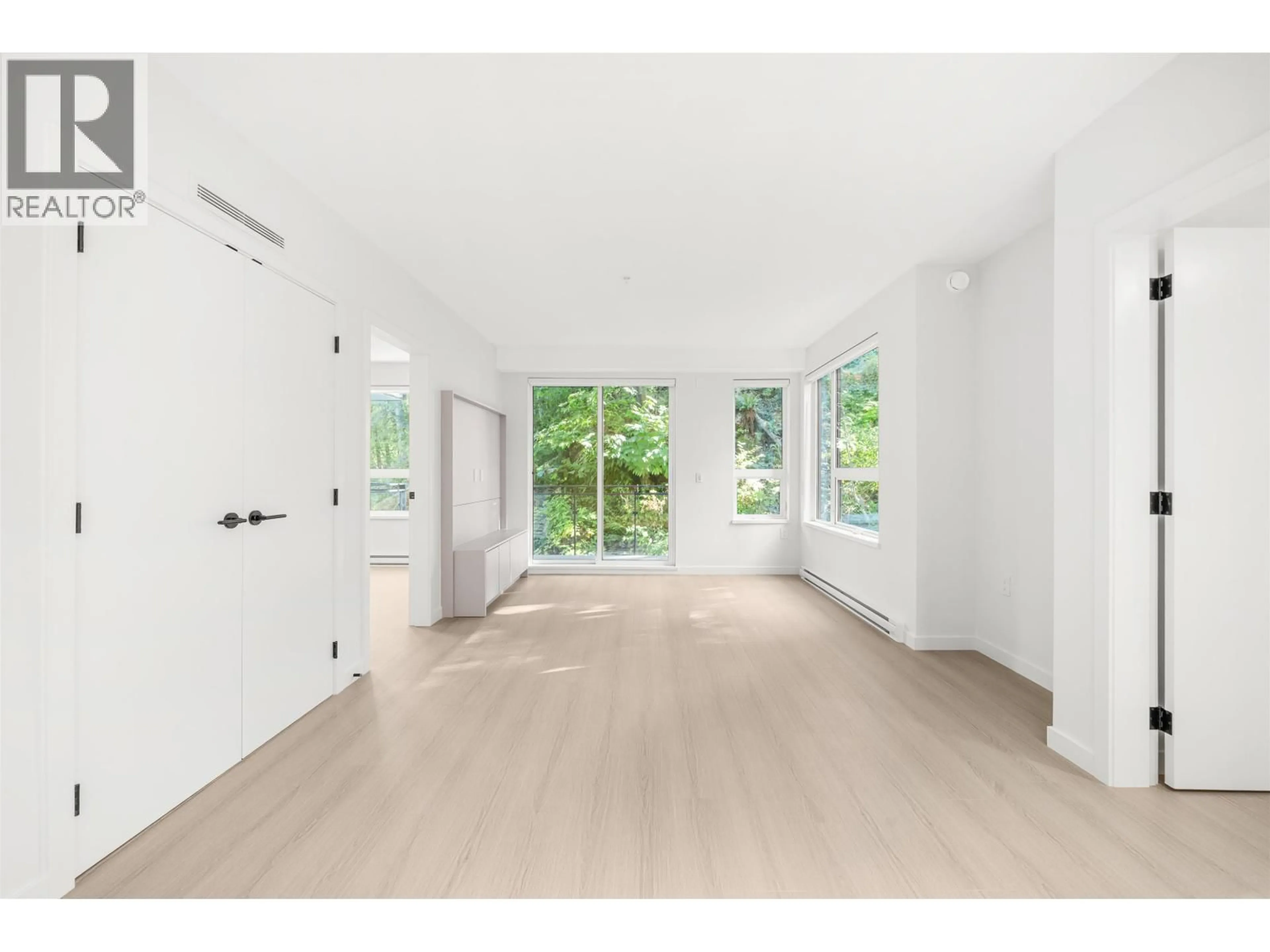 Unknown for 303 - 2015 ST. JOHNS STREET, Port Moody British Columbia V3H0N5