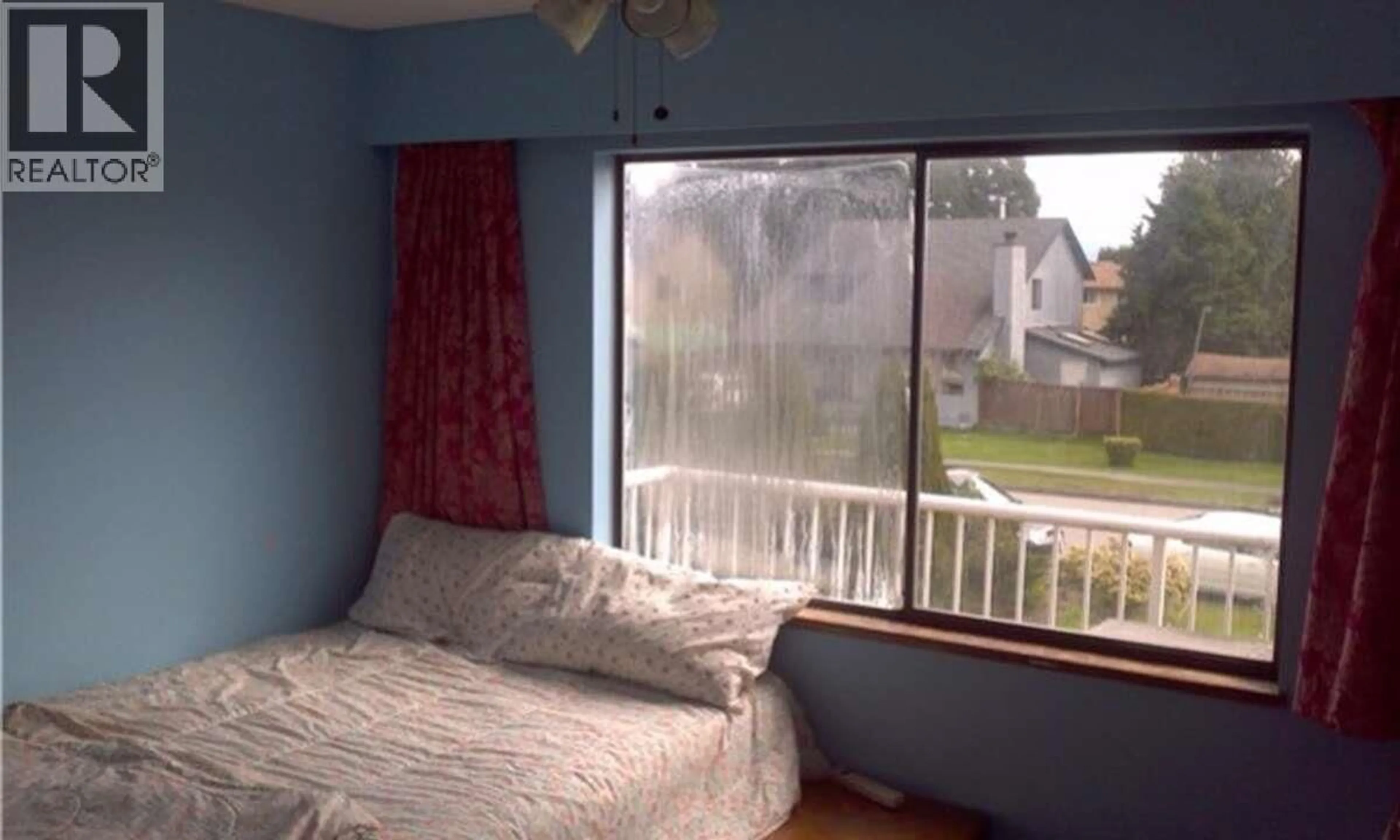 A pic of a room for 1810 TAYLOR STREET, Port Coquitlam British Columbia V3C4S8