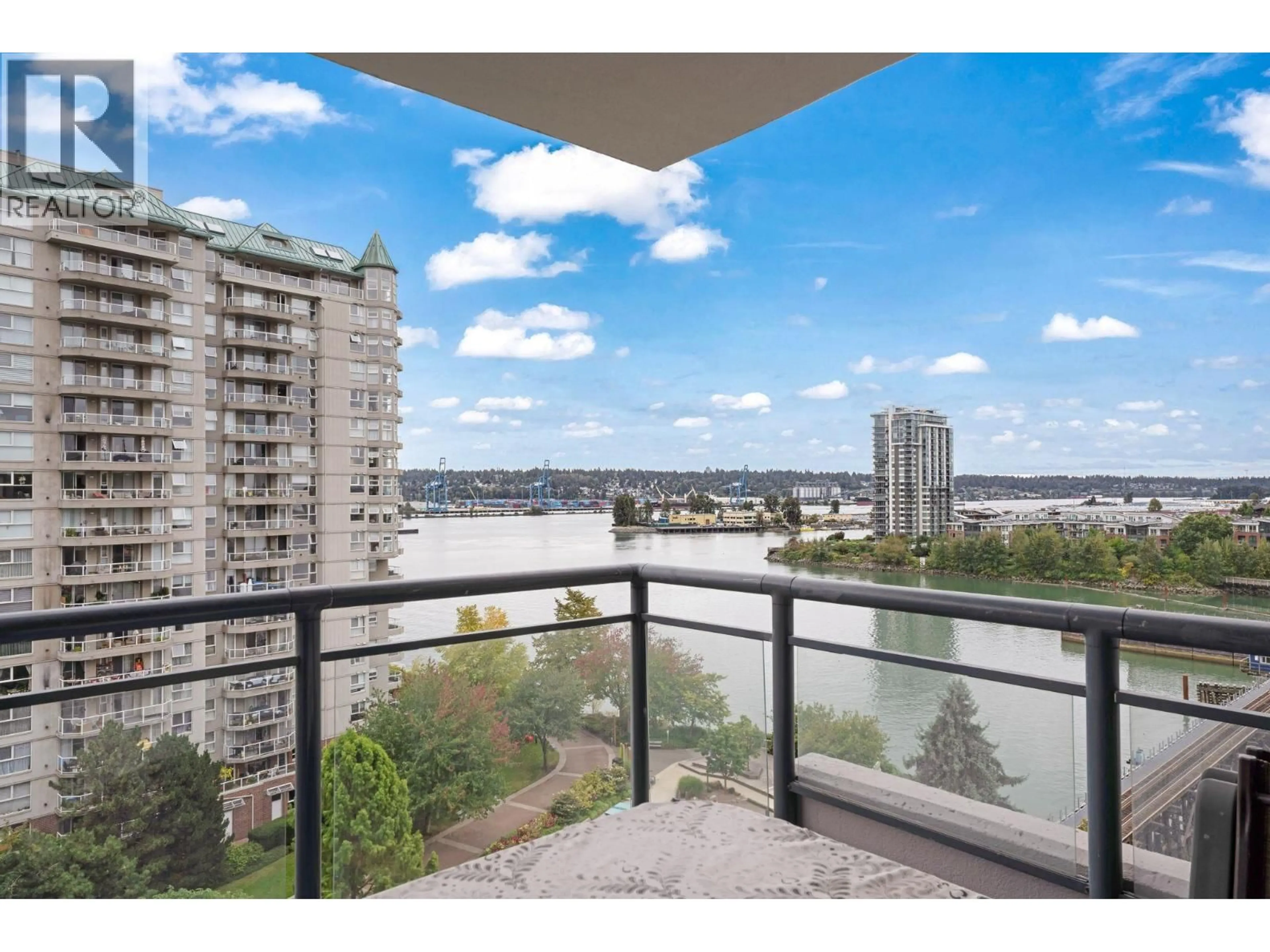 Balcony in the apartment, water/lake/river/ocean view for 1001 - 8 LAGUNA COURT, New Westminster British Columbia V3M6M6