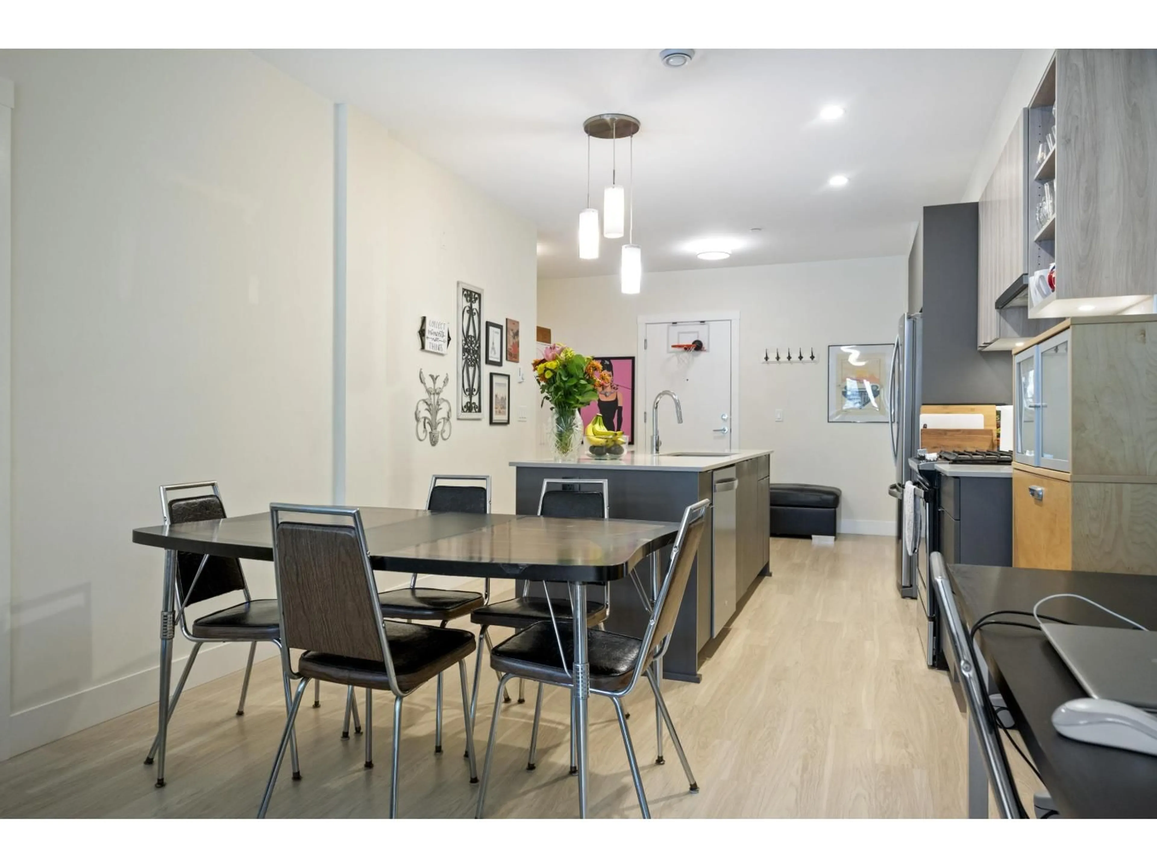 Unknown for 207 - 6950 NICHOLSON, Delta British Columbia V4E0A8