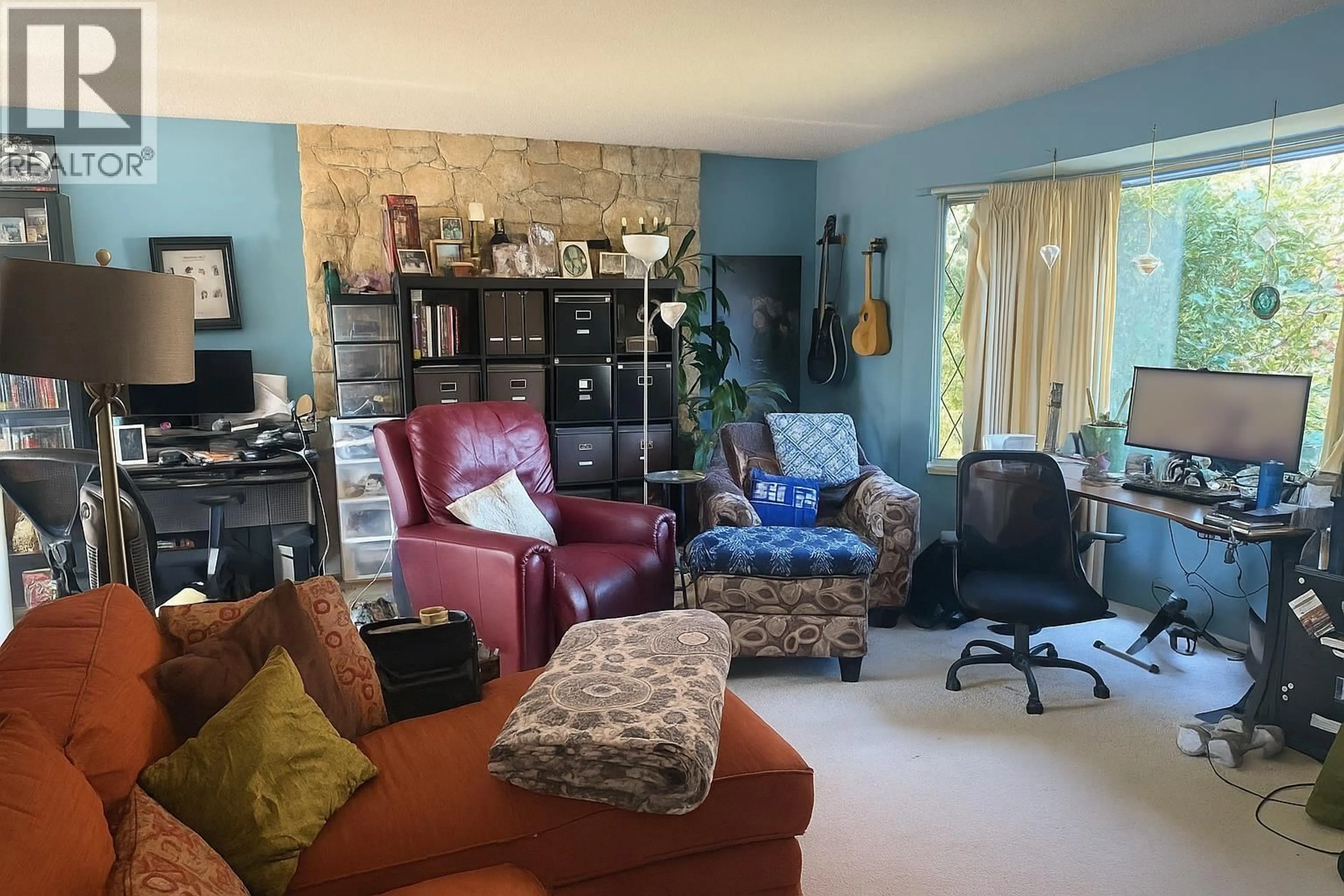 Living room with furniture, unknown for 9600 SWANSEA DRIVE, Richmond British Columbia V7A2L8