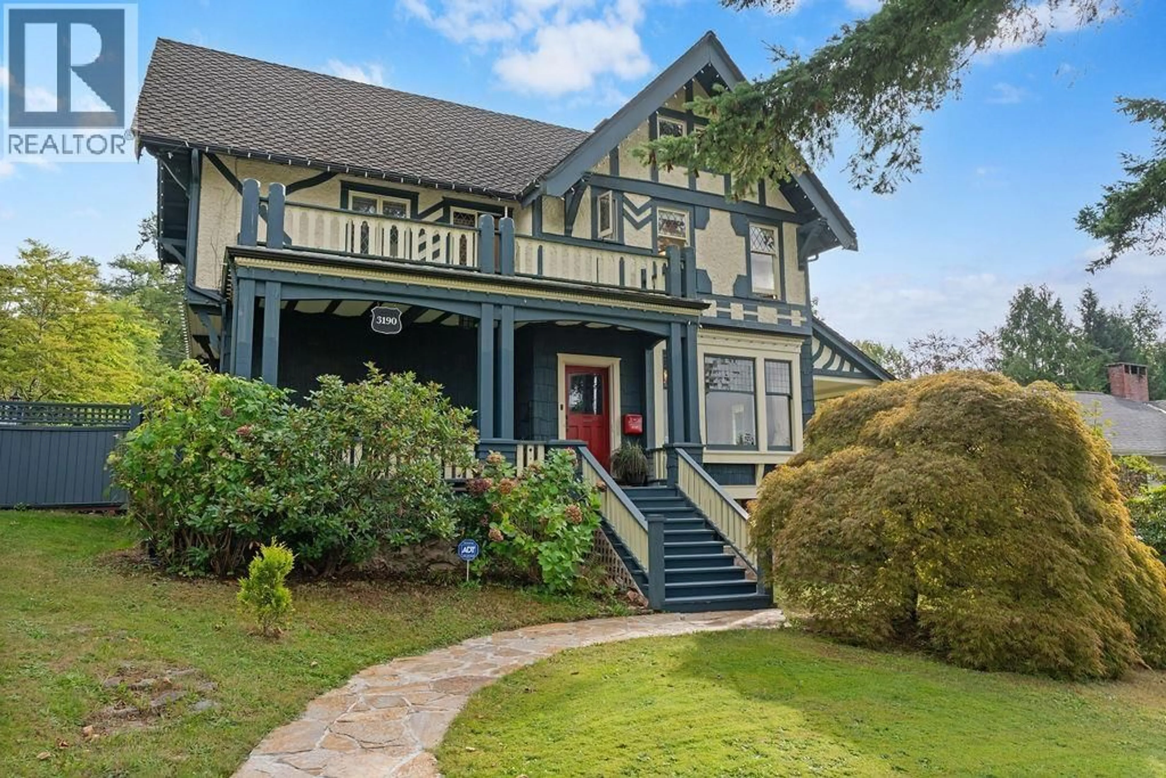 Unknown for 3190 ST. GEORGES AVENUE, North Vancouver British Columbia V7N1V2