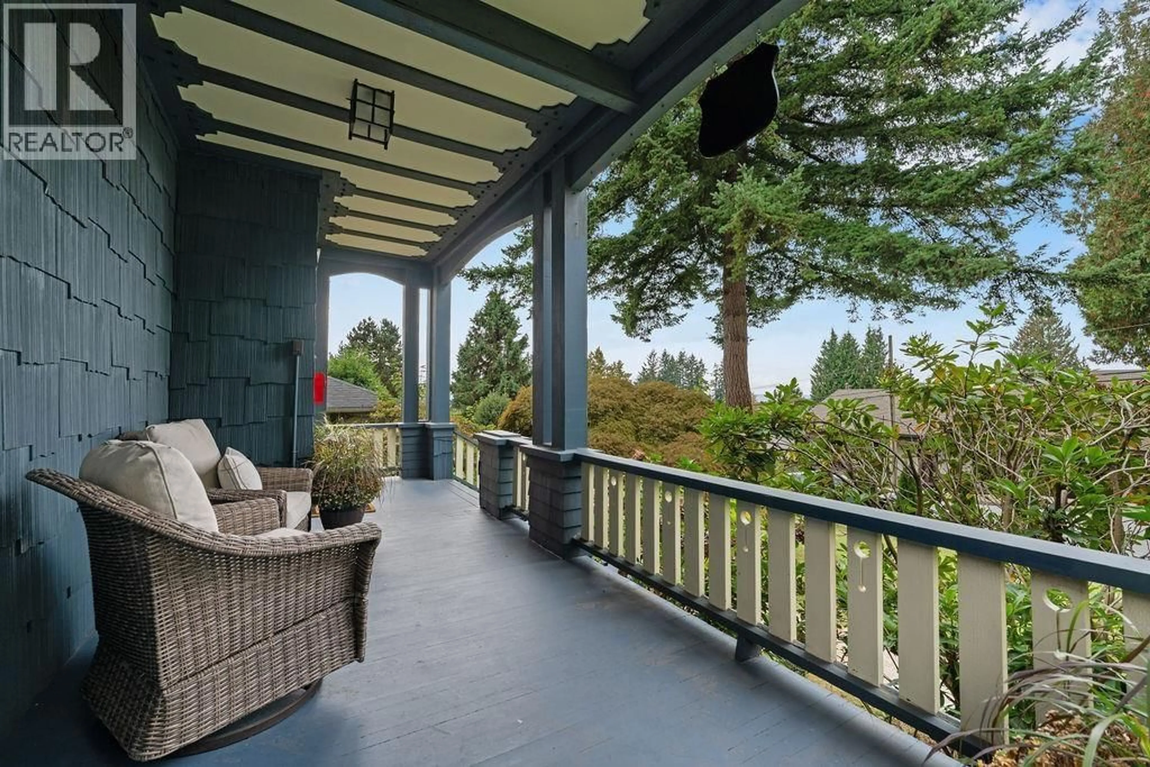 Patio, unknown for 3190 ST. GEORGES AVENUE, North Vancouver British Columbia V7N1V2