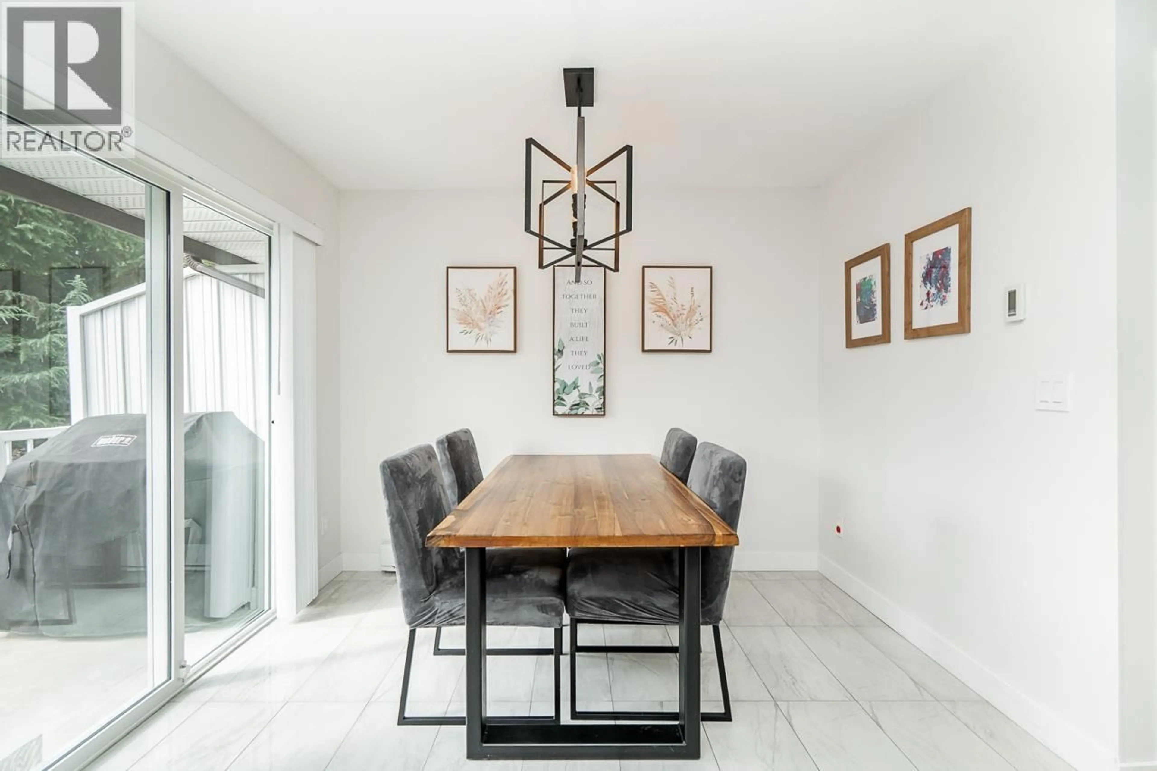Dining room, ceramic/tile floor for 14 - 2352 PITT RIVER ROAD, Port Coquitlam British Columbia V3C5Y2