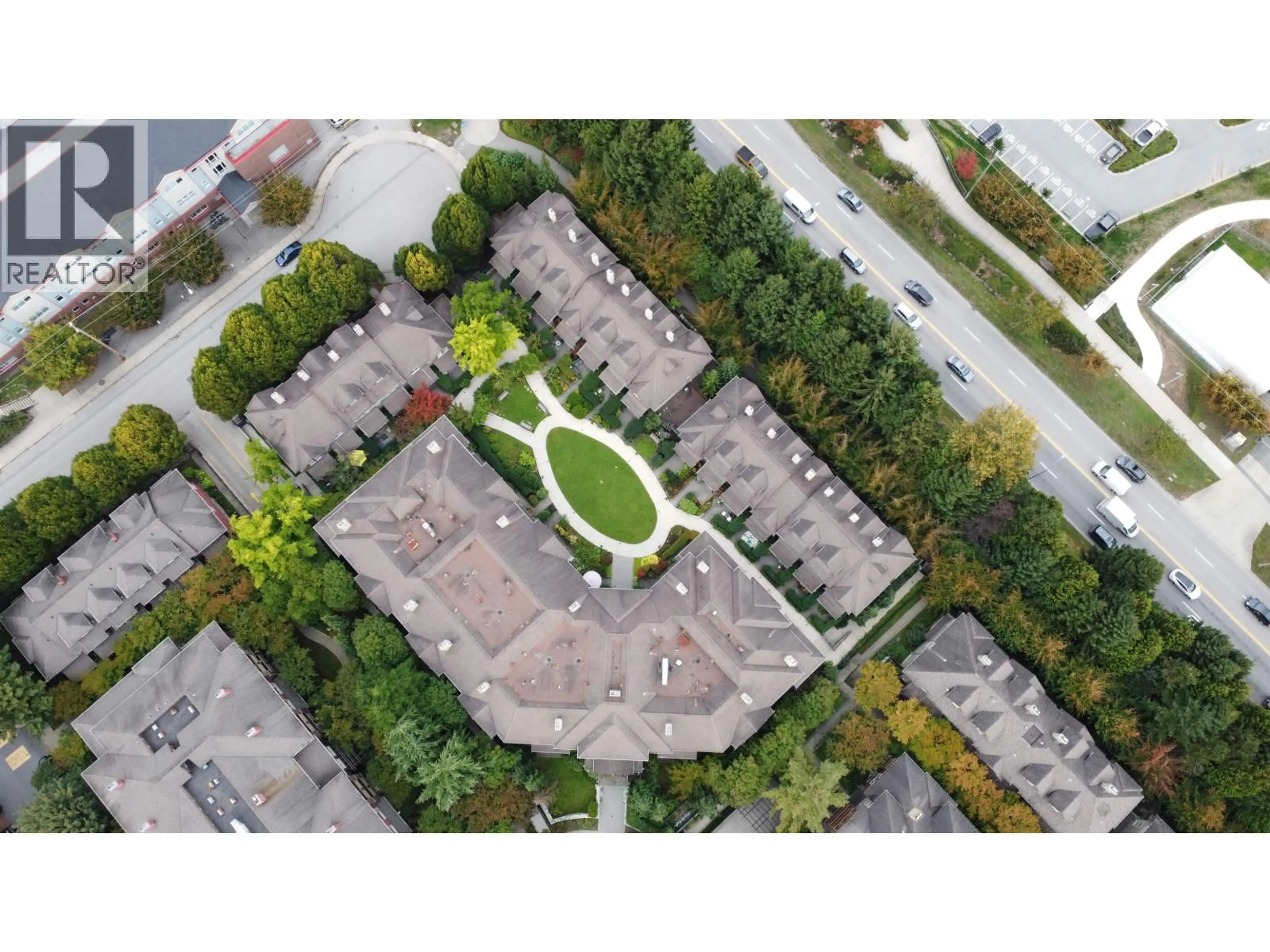 A pic from outside/outdoor area/front of a property/back of a property/a pic from drone, street for 201 - 15 SMOKEY SMITH PLACE, New Westminster British Columbia V3L5V7