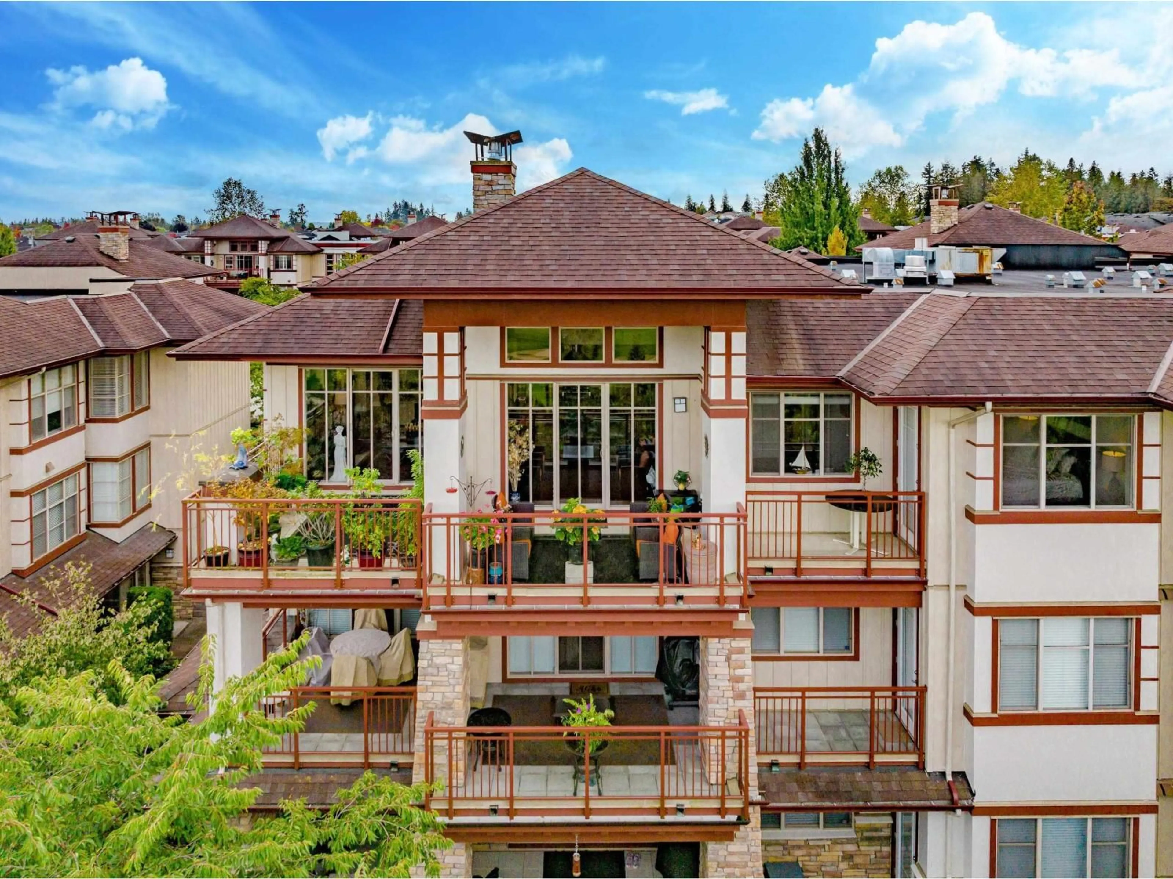 A pic from outside/outdoor area/front of a property/back of a property/a pic from drone, unknown for 306 - 16477 64, Surrey British Columbia V3S6V7