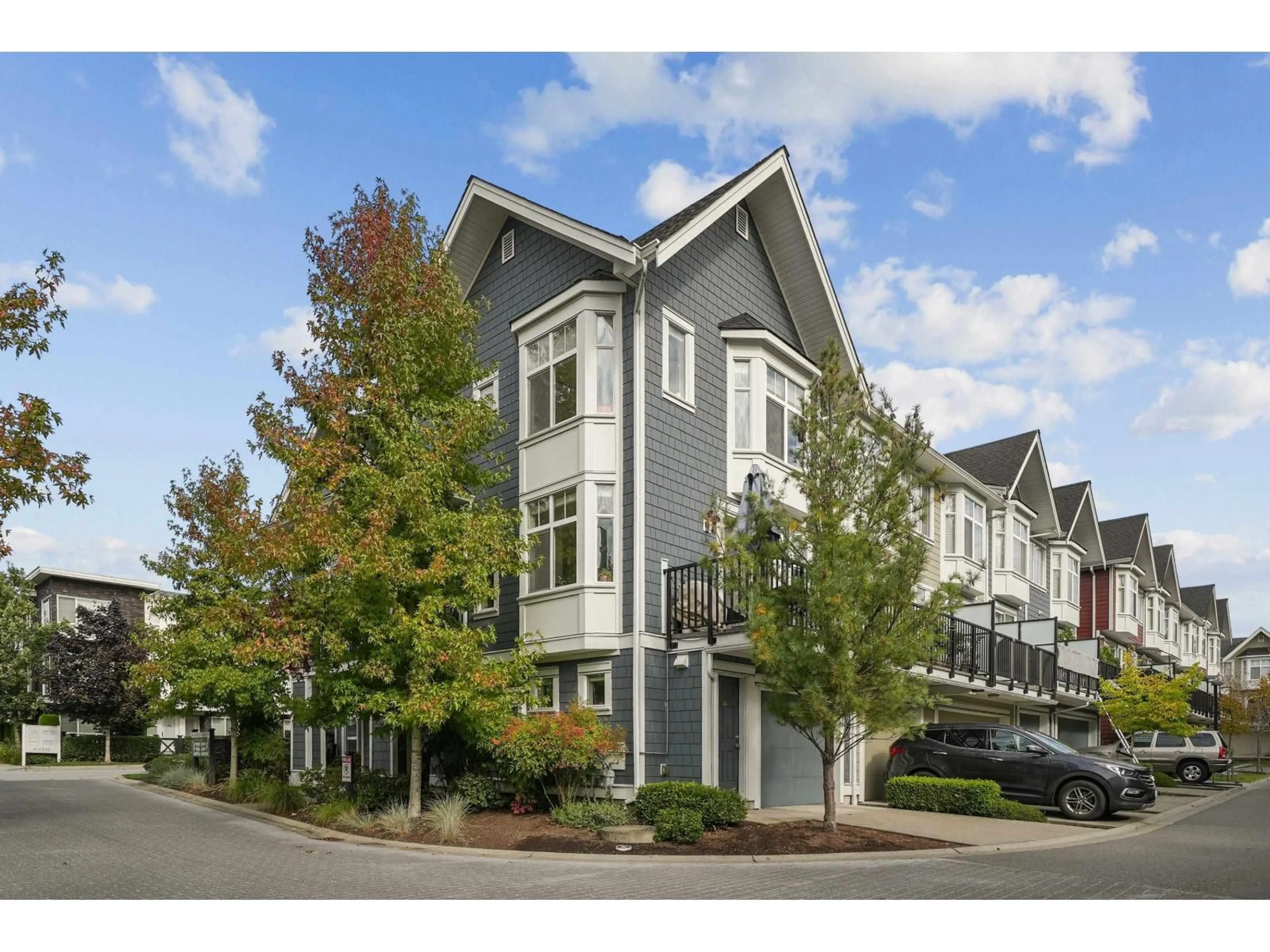 Home with vinyl exterior material, street for 88 - 20852 77A, Langley British Columbia V2Y0R8