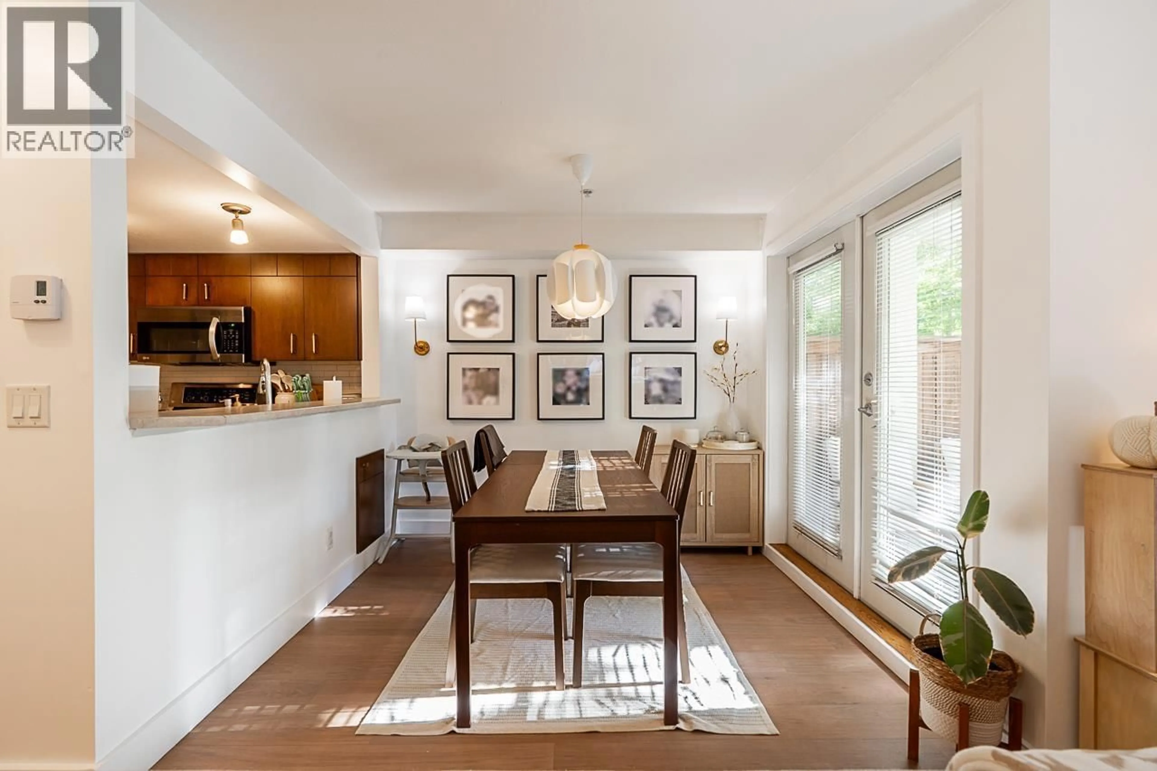 Dining room, unknown for 3 - 7428 SOUTHWYNDE AVENUE, Burnaby British Columbia V3N0A1