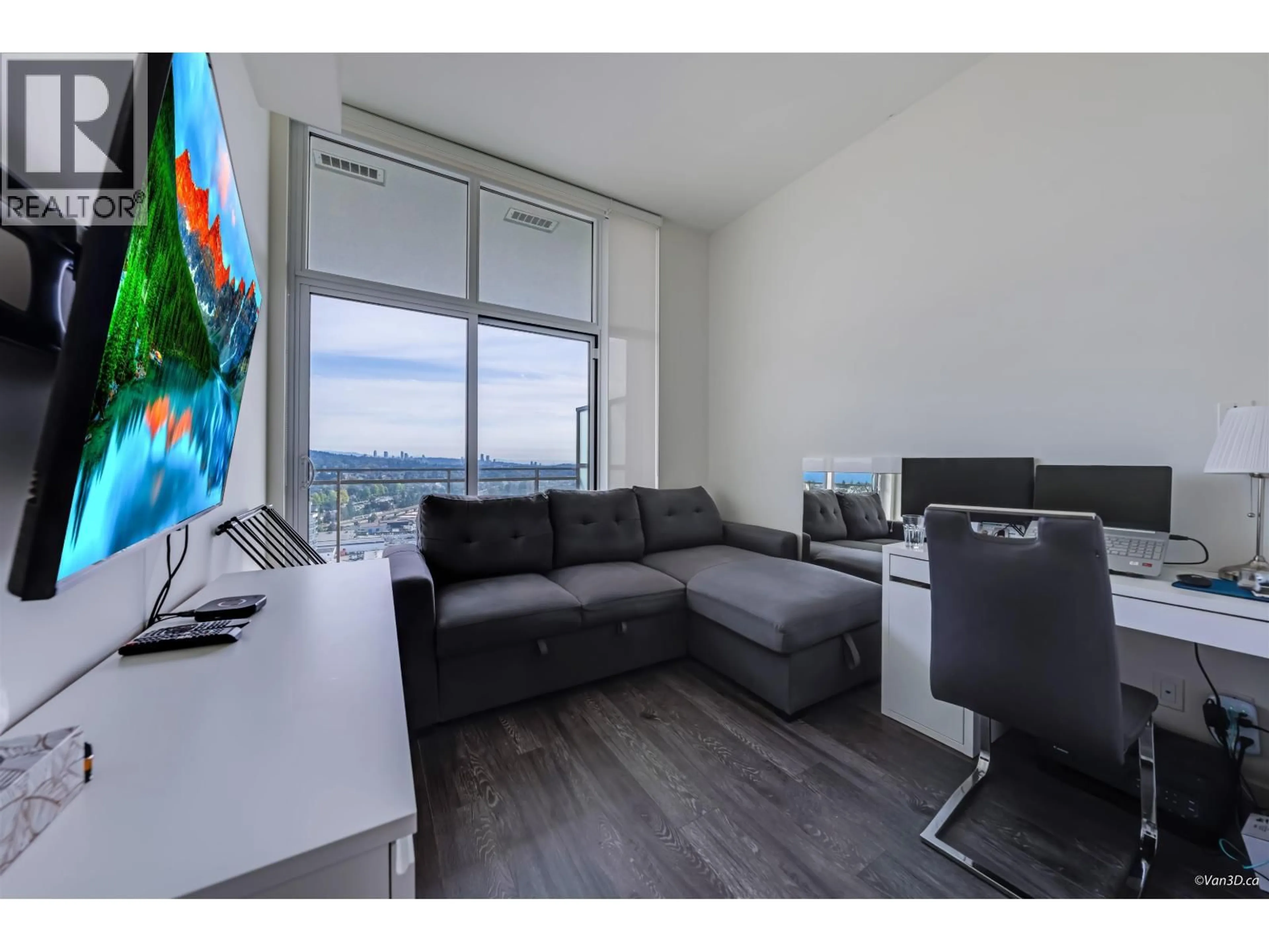 Living room with furniture, wood/laminate floor for 2901 - 5333 GORING STREET, Burnaby British Columbia V5B3A2