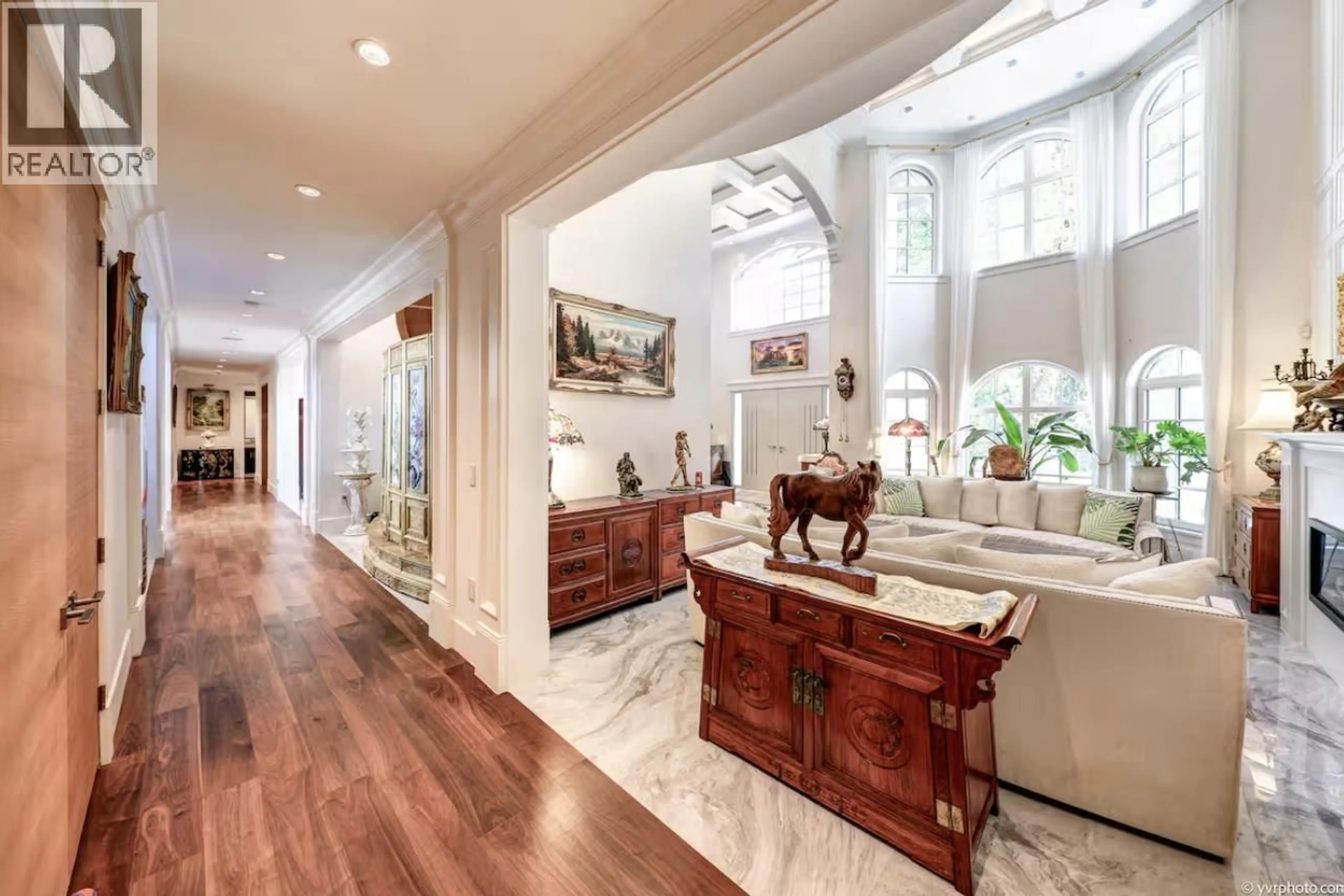 Indoor entryway for 12320 NO. 3 ROAD, Richmond British Columbia V7A1X5