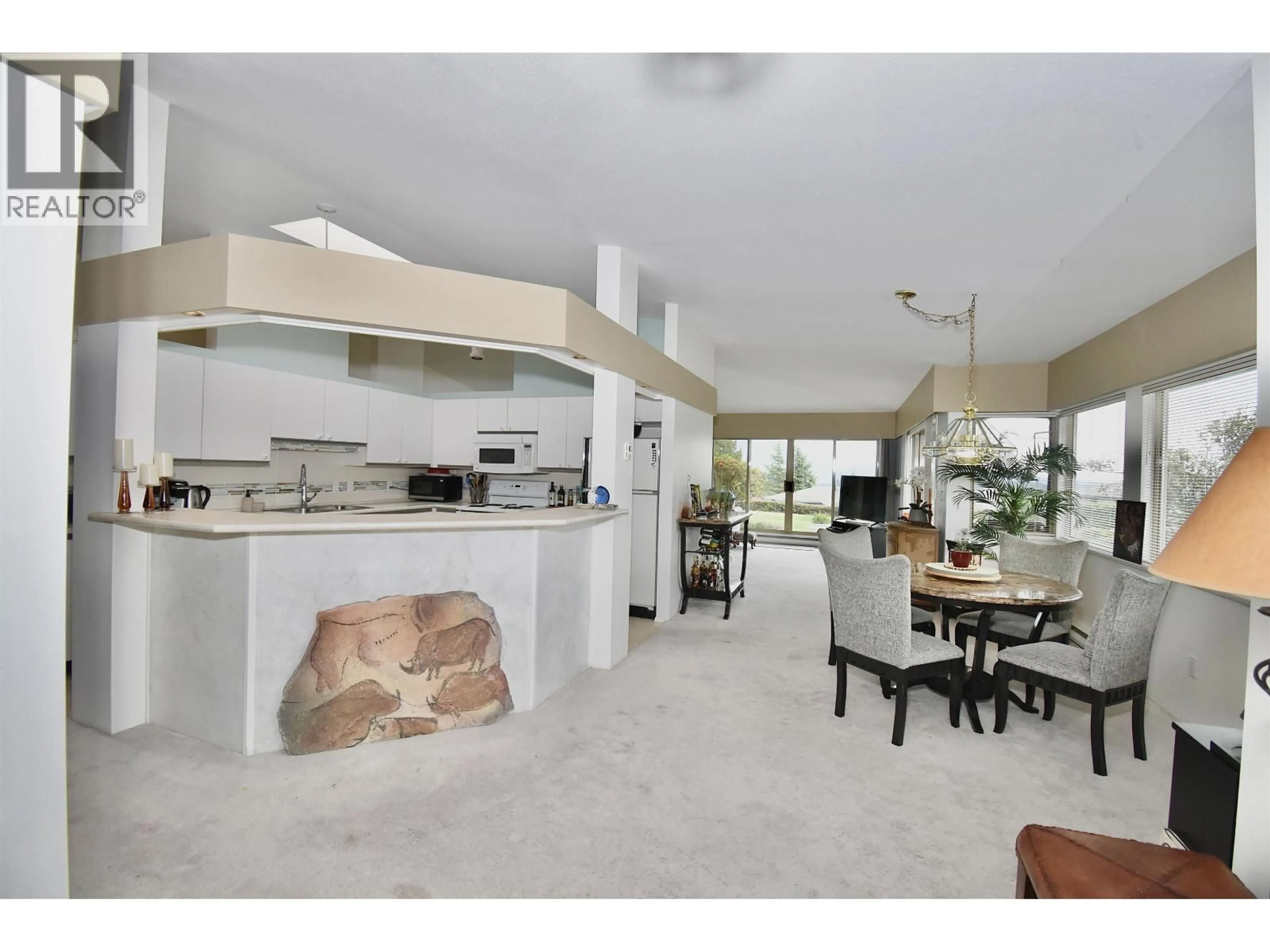 Open concept kitchen, ceramic/tile floor for 28 - 555 EAGLECREST DRIVE, Gibsons British Columbia V0N1V8