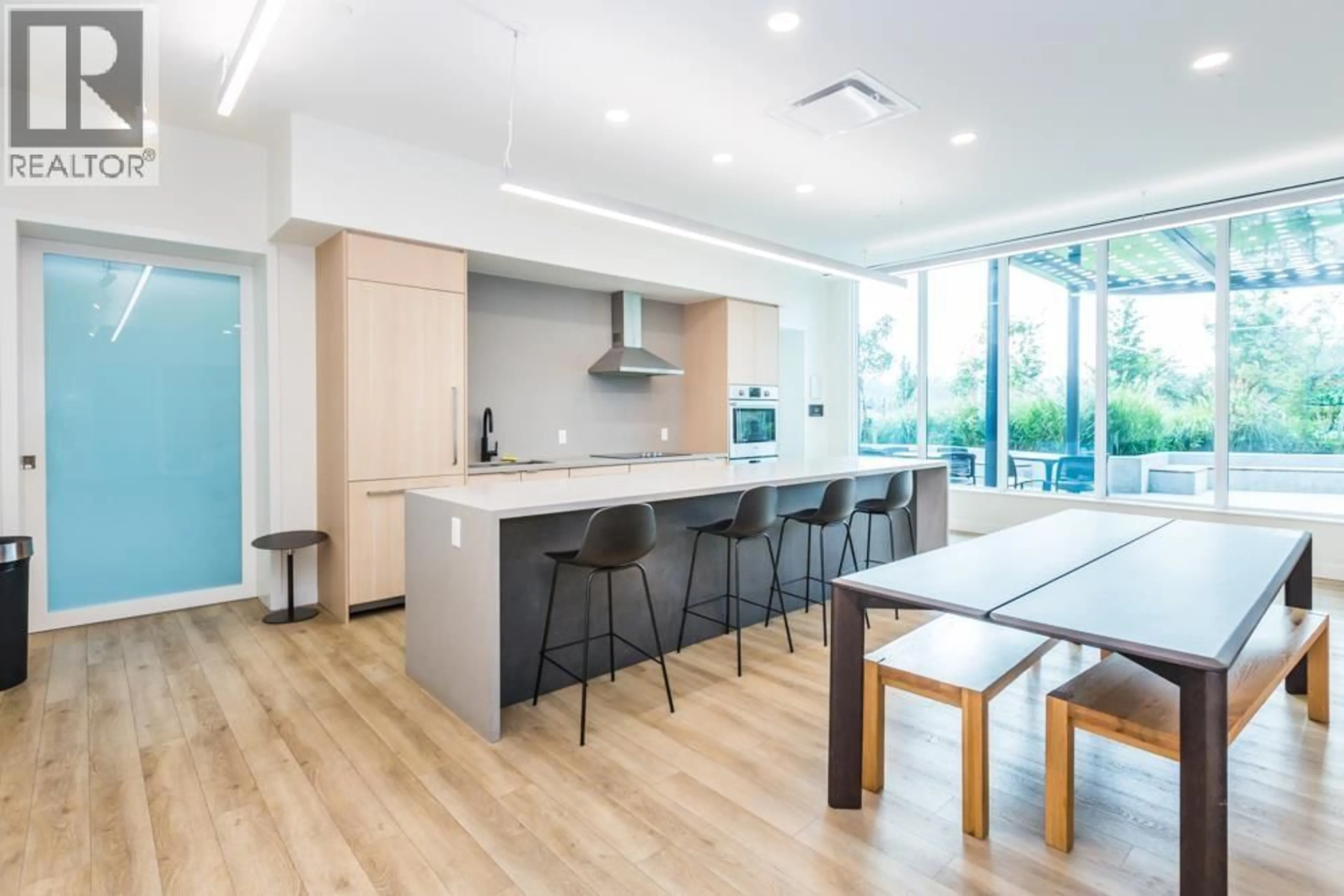 Open concept kitchen, unknown for 1305 - 318 ALDERSON AVENUE, Coquitlam British Columbia V3K0J1