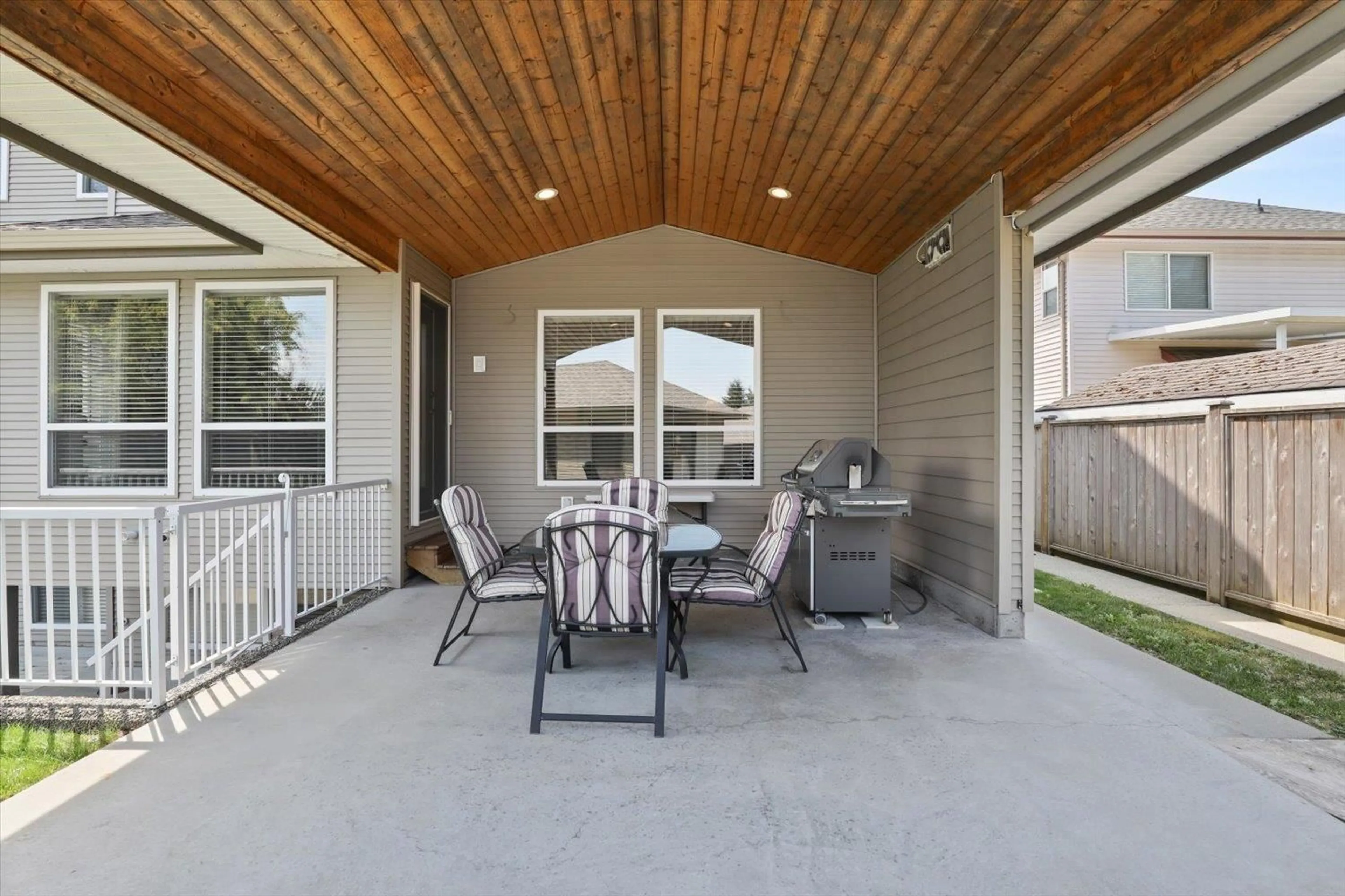 Patio, street for 30687 STEELHEAD COURT, Abbotsford British Columbia V2T6V1