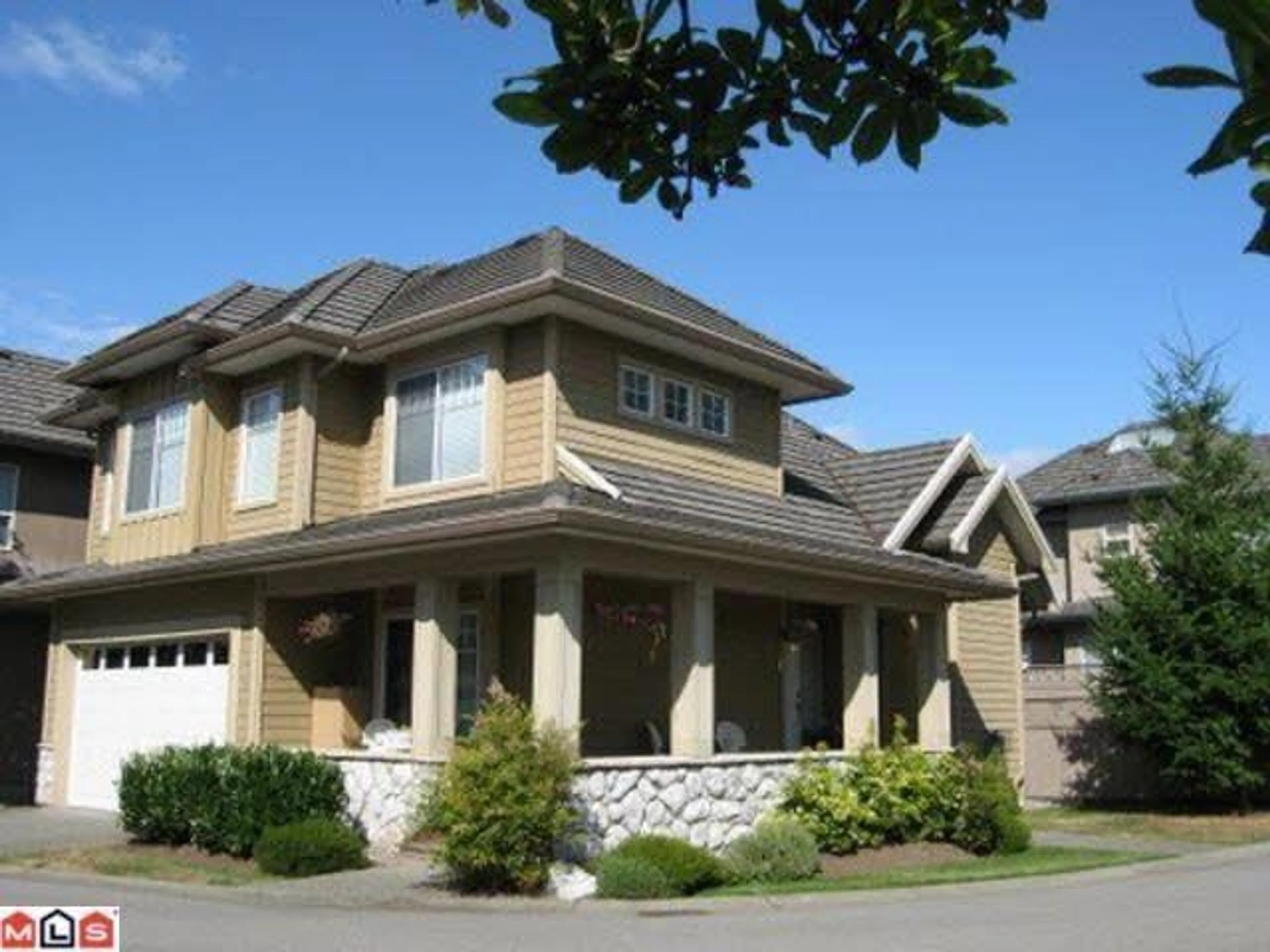 Home with vinyl exterior material, street for 45 - 3363 ROSEMARY HEIGHTS, Surrey British Columbia V3Z0X8