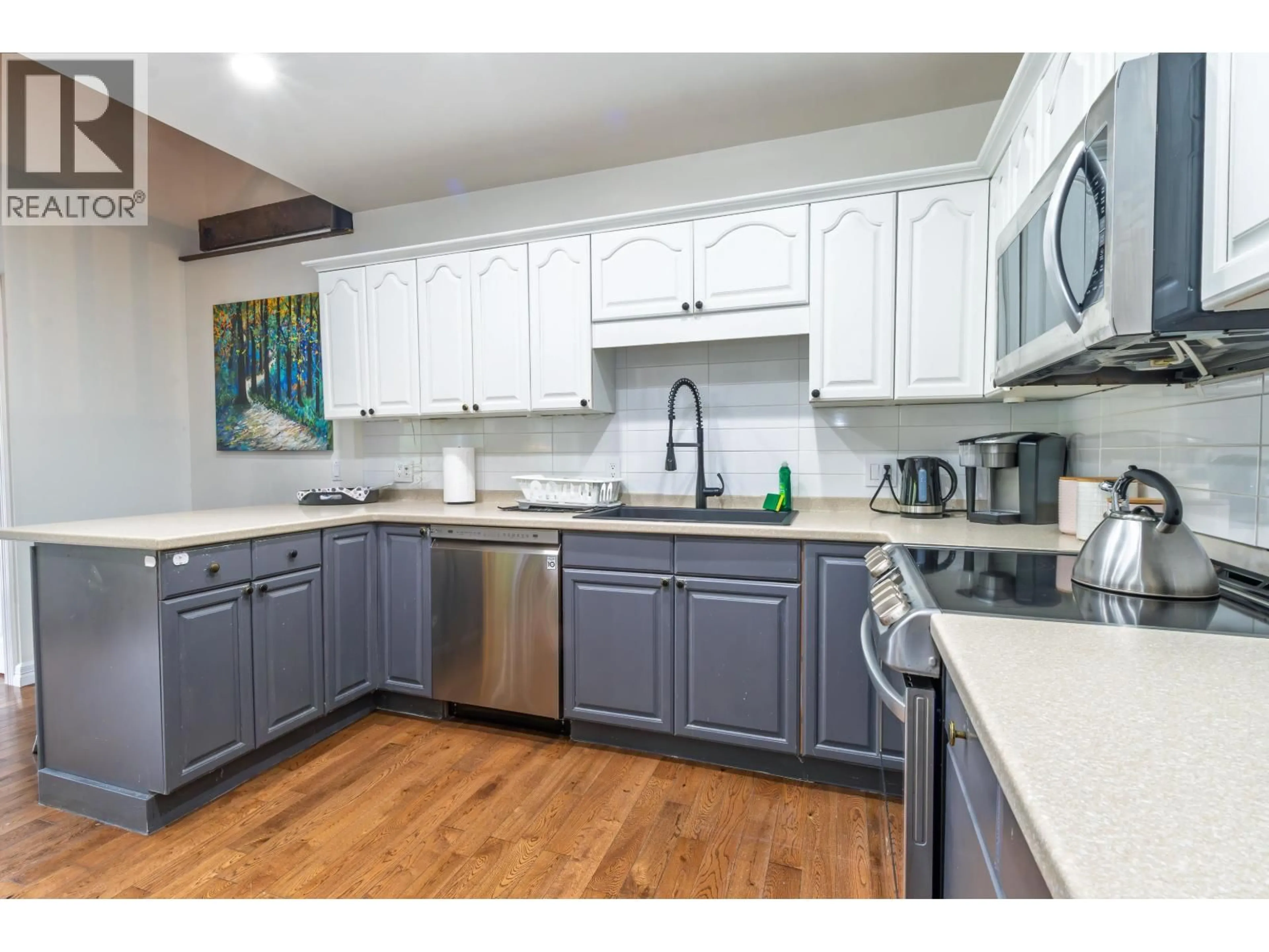 Open concept kitchen, unknown for 26651 CUNNINGHAM AVENUE, Maple Ridge British Columbia V2W1M8