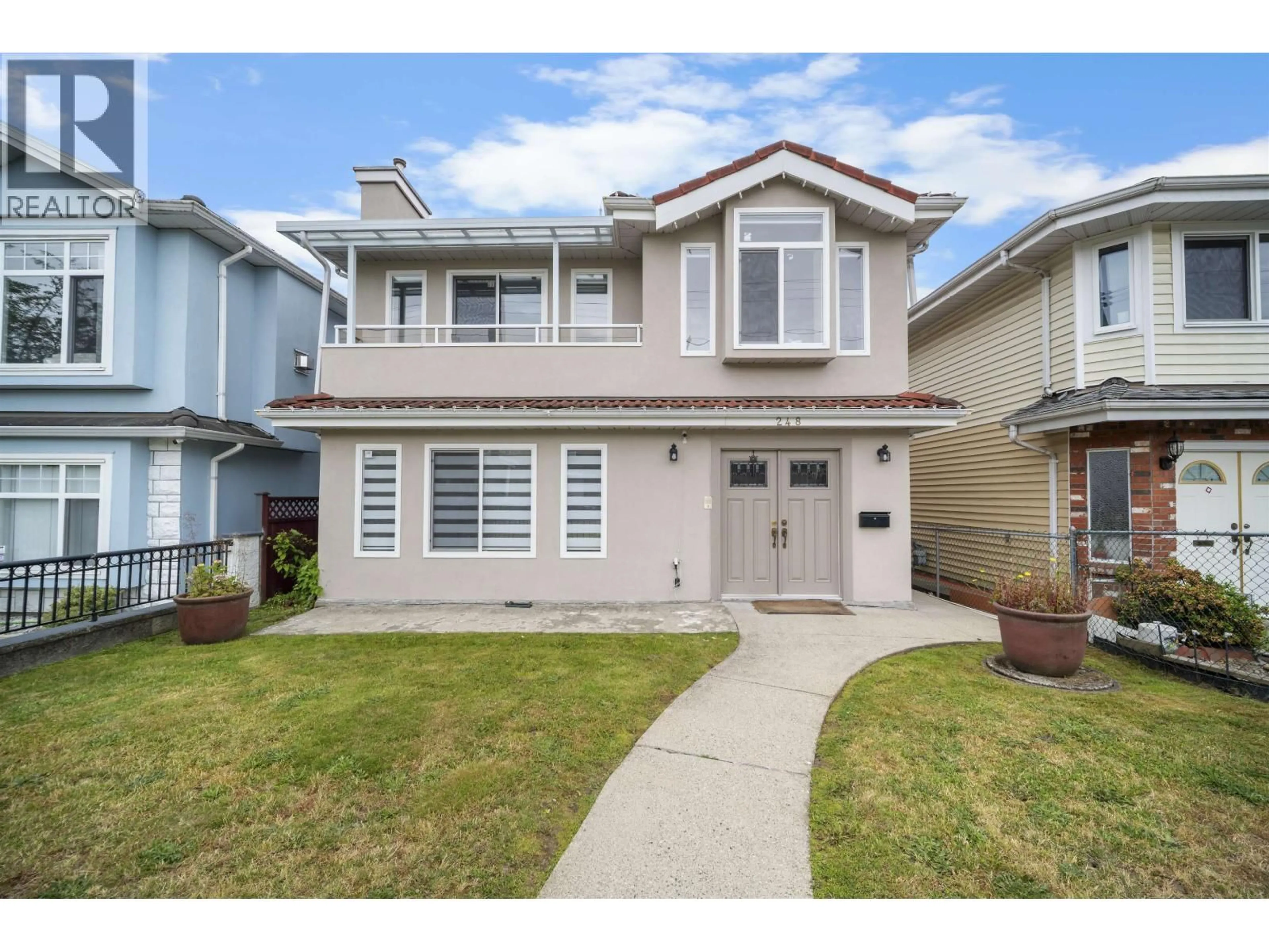 Home with vinyl exterior material, street for 248 59TH AVENUE, Vancouver British Columbia V5X1X9