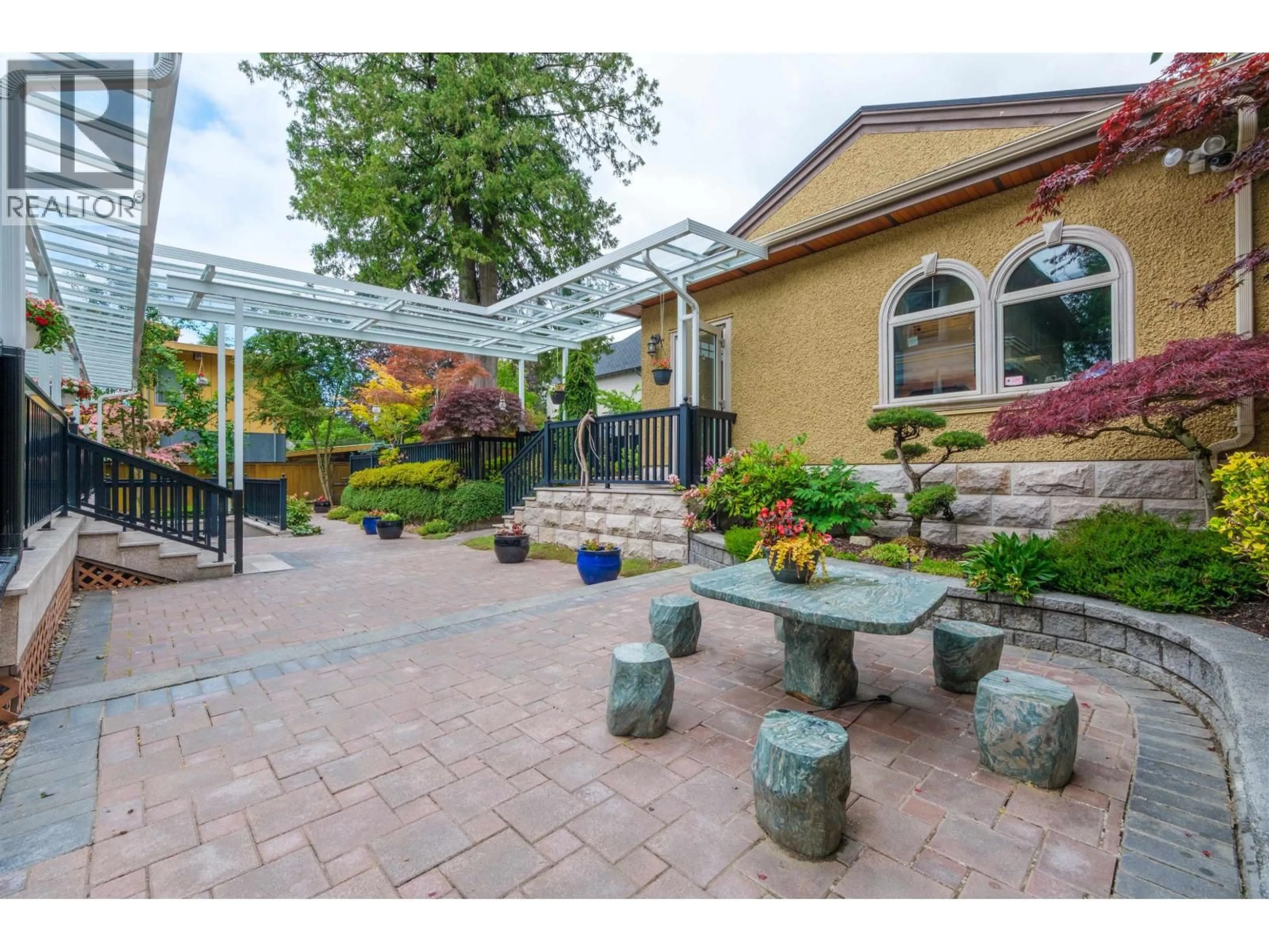 Patio, street for 2769 49TH AVENUE, Vancouver British Columbia V6N3S5