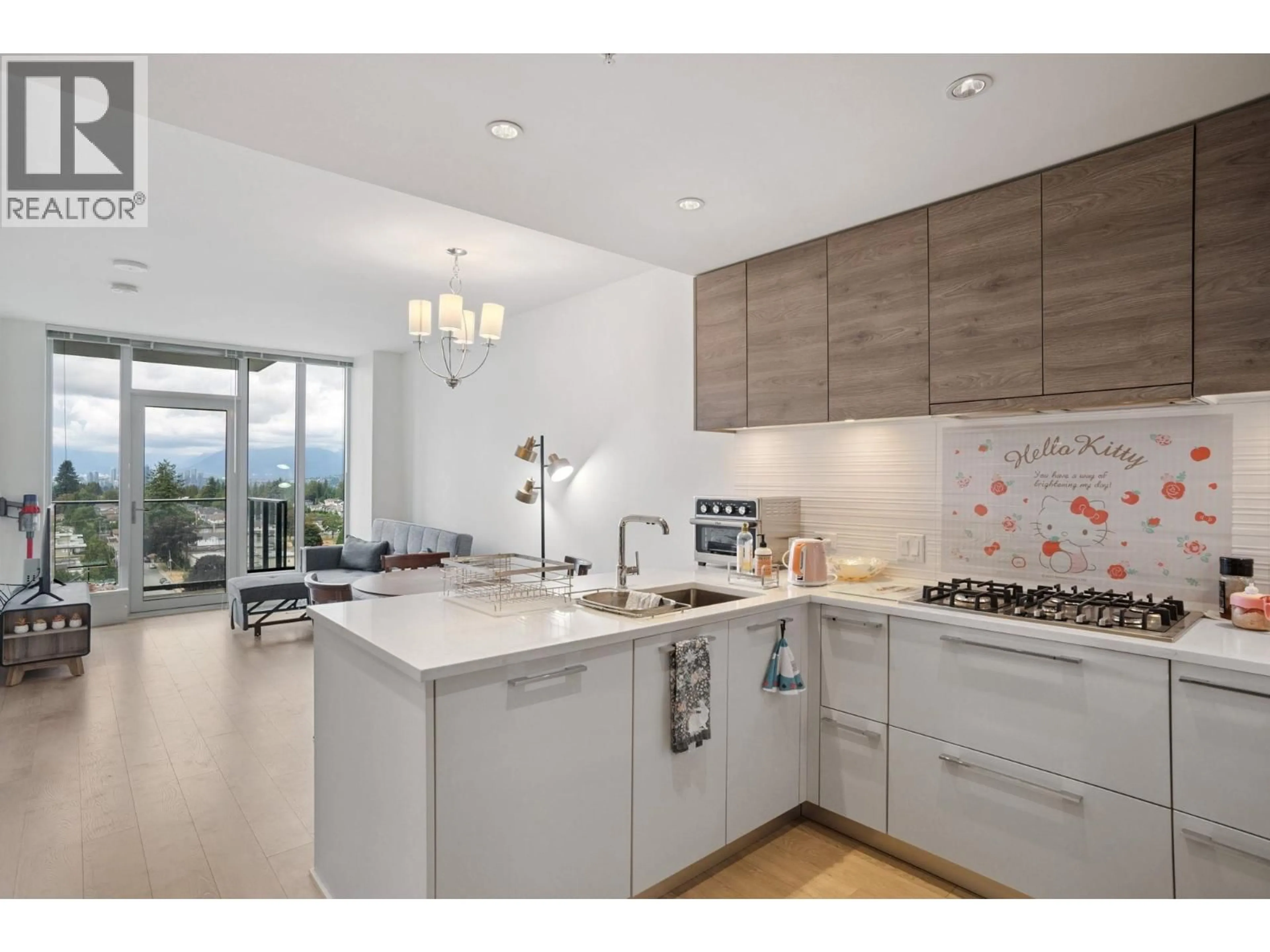 Open concept kitchen, ceramic/tile floor for 1411 - 7358 EDMONDS STREET, Burnaby British Columbia V3N0H1