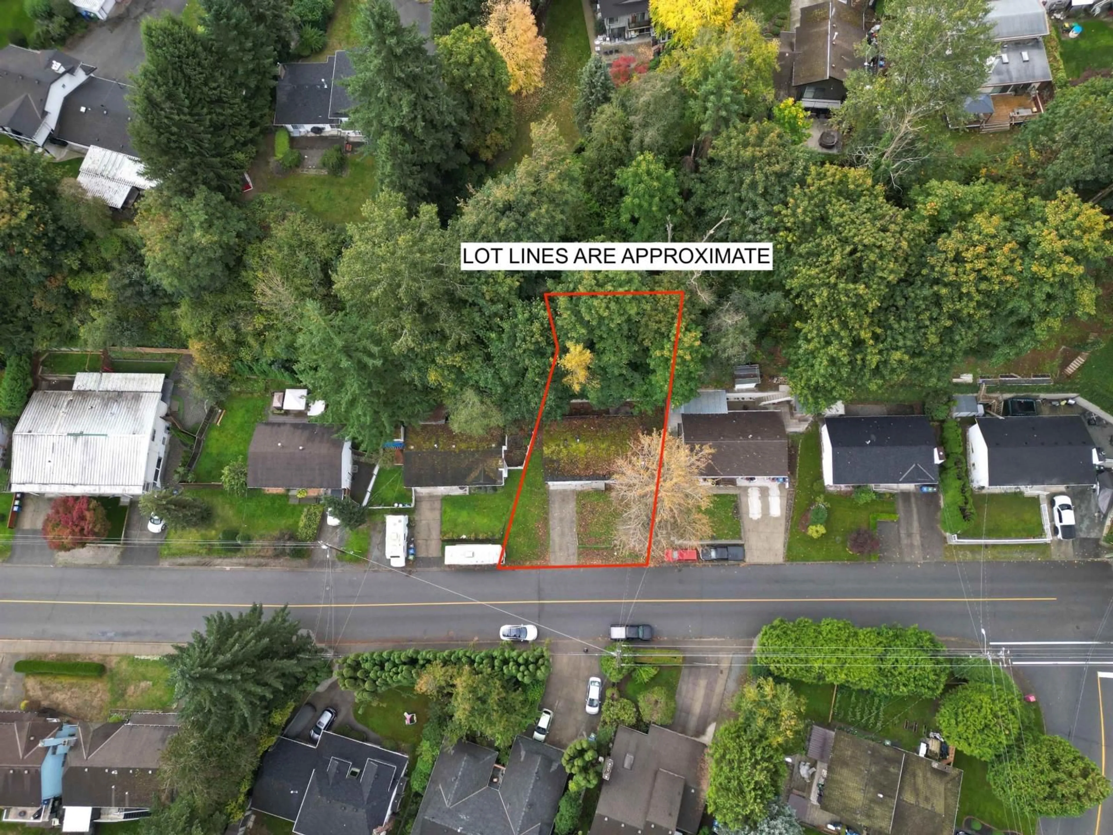 A pic from outside/outdoor area/front of a property/back of a property/a pic from drone, street for 34630 IMMEL, Abbotsford British Columbia V2S4T7