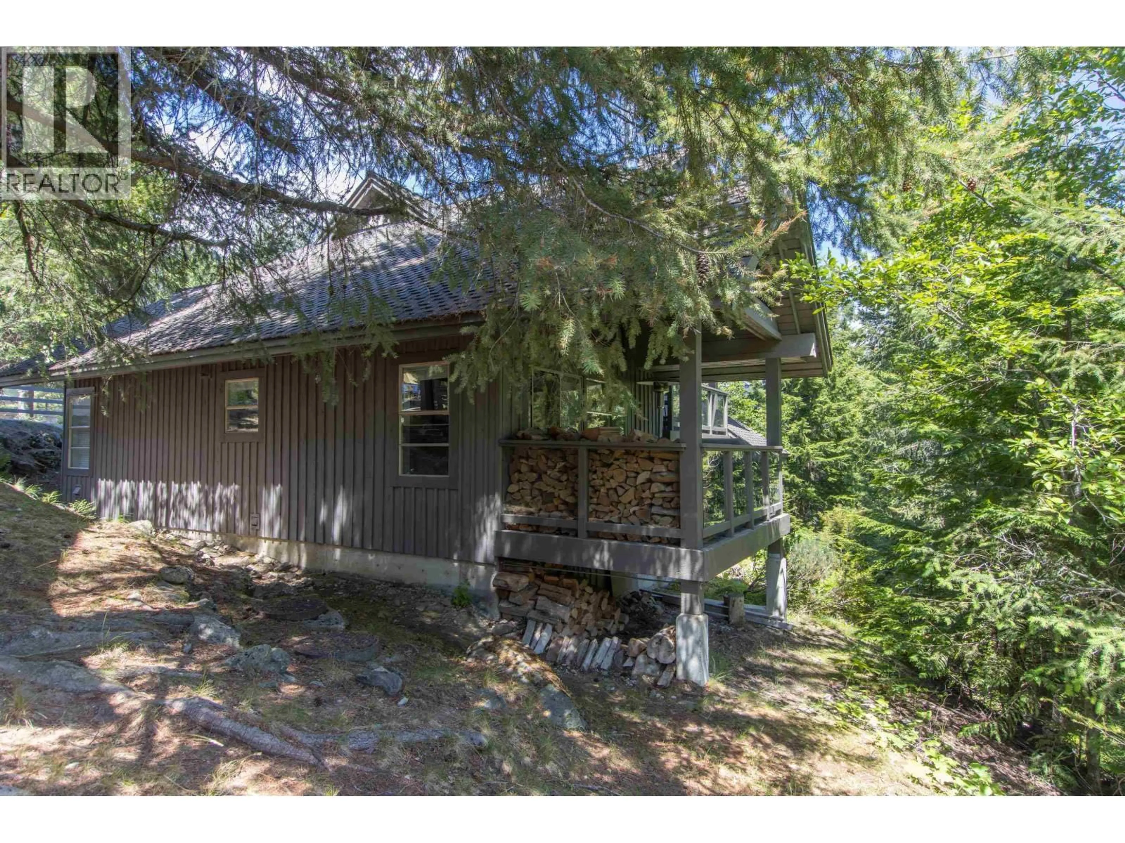Shed for 302 - 3050 HILLCREST DRIVE, Whistler British Columbia V0N1B3