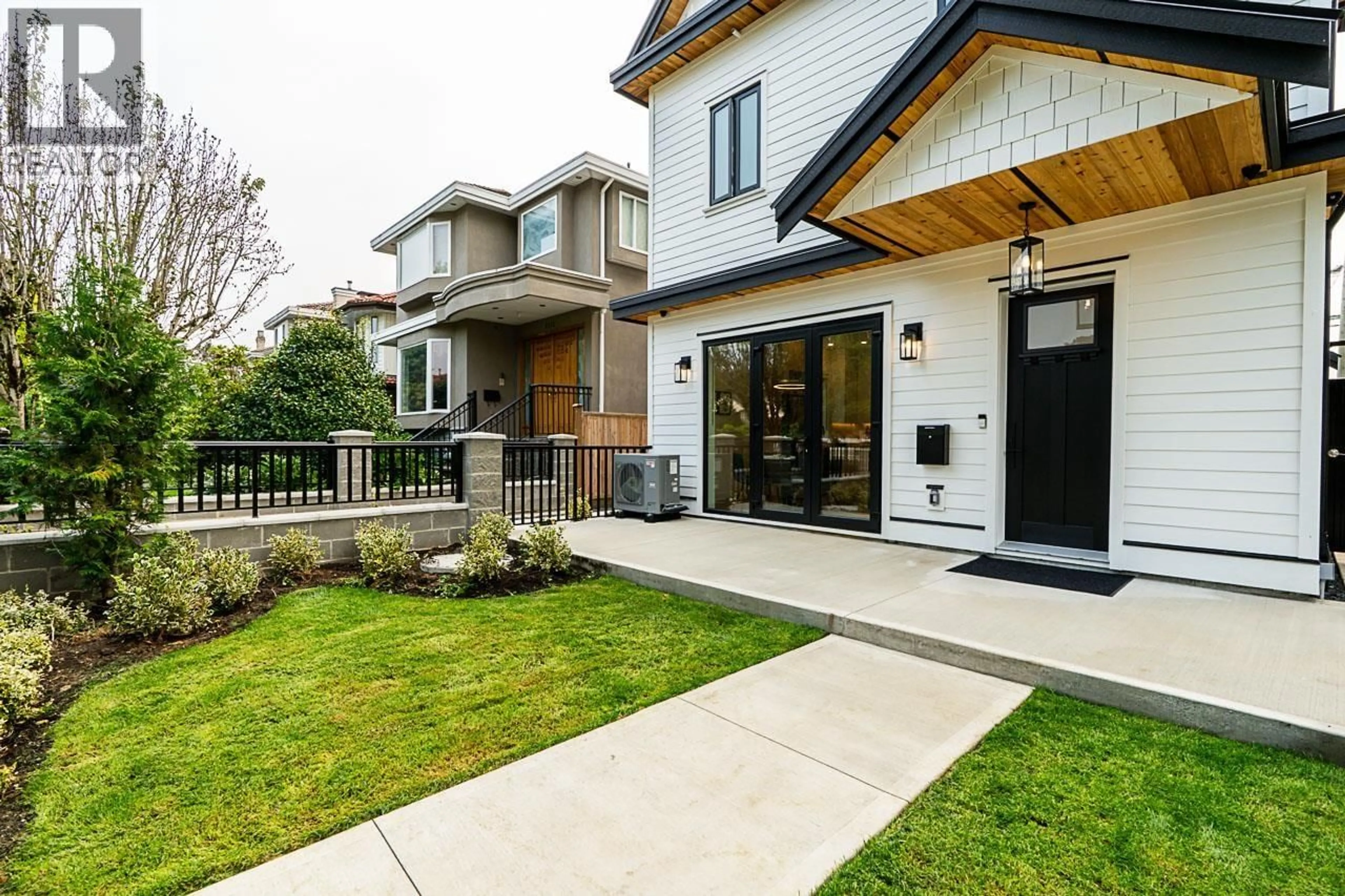 Unknown for 1 - 2248 48TH AVENUE, Vancouver British Columbia V5P1S1