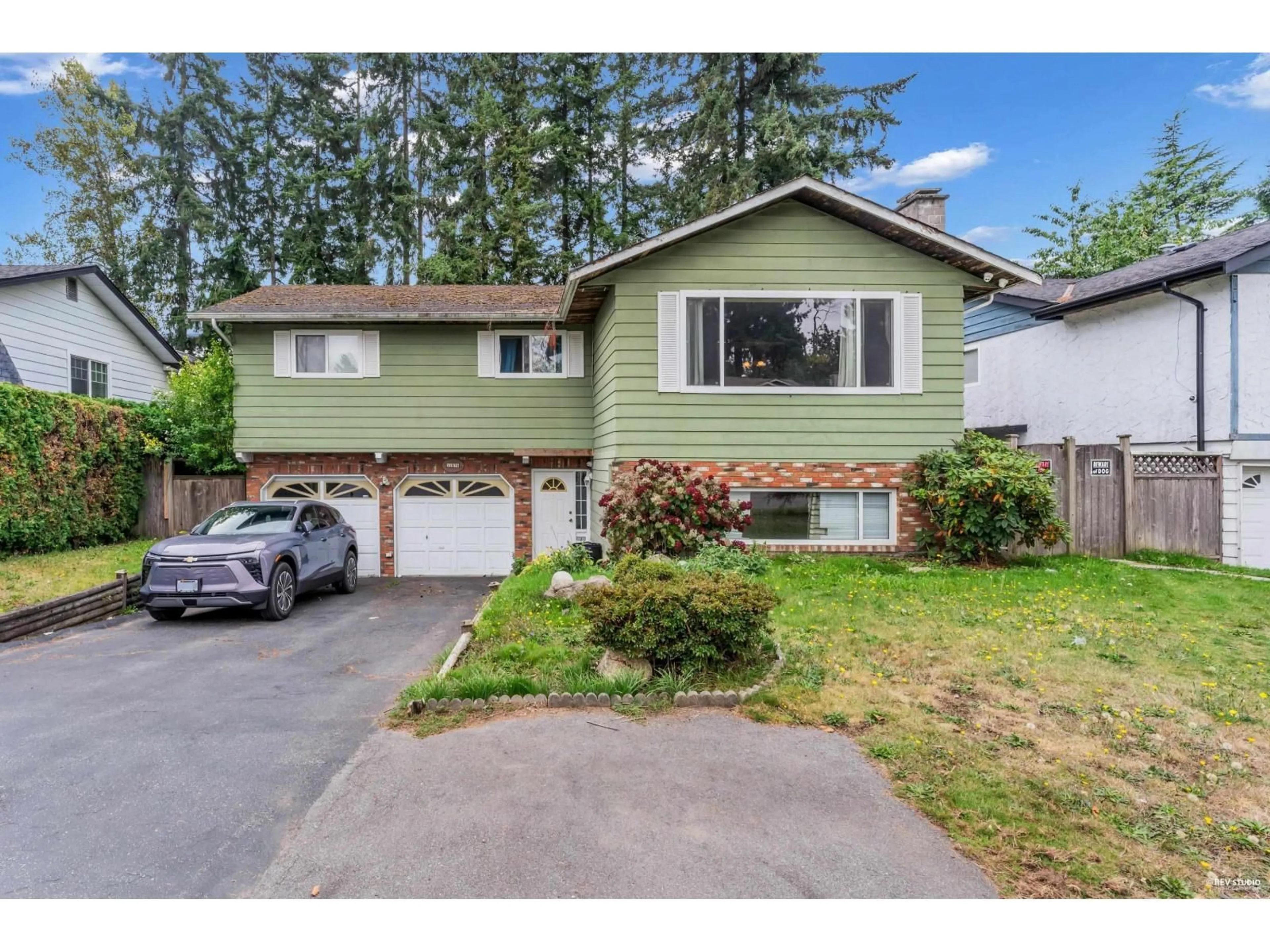 Home with vinyl exterior material, street for 11876 82A, Delta British Columbia V4C2E6