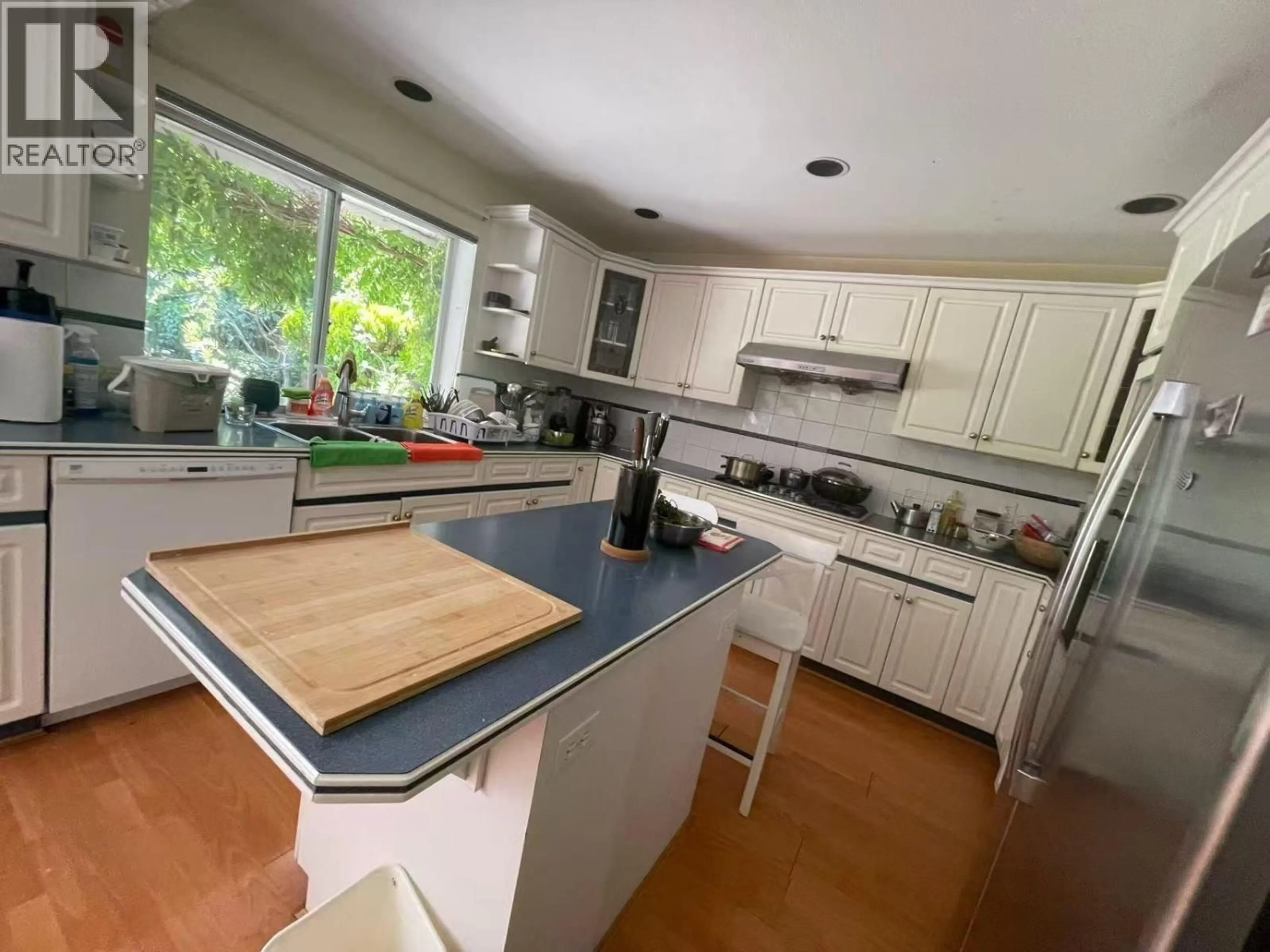 Unknown for 8771 BAIRDMORE CRESCENT, Richmond British Columbia V7C1M8