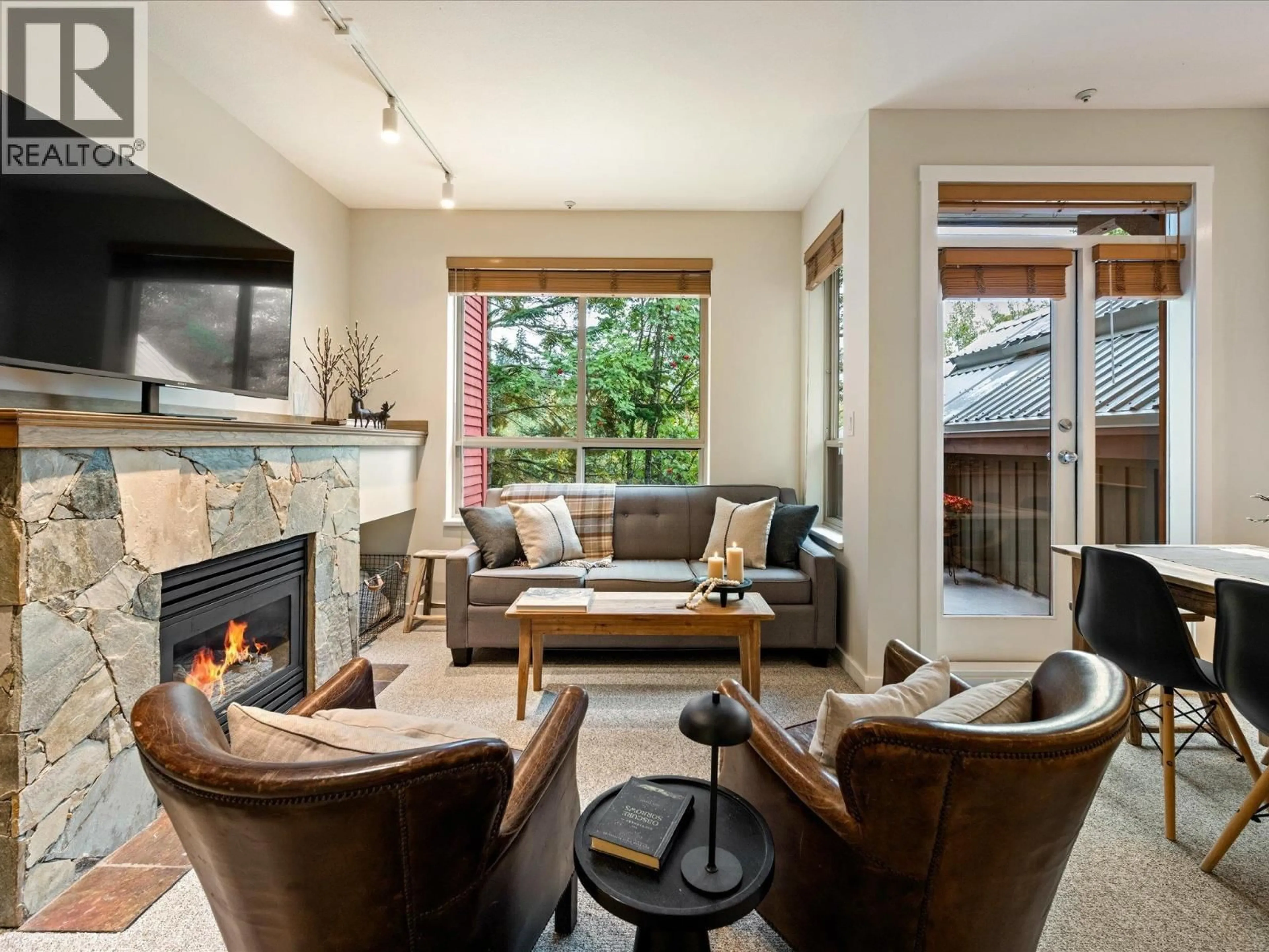 Living room with furniture, unknown for 16 - 4385 NORTHLANDS BOULEVARD, Whistler British Columbia V8E1C5