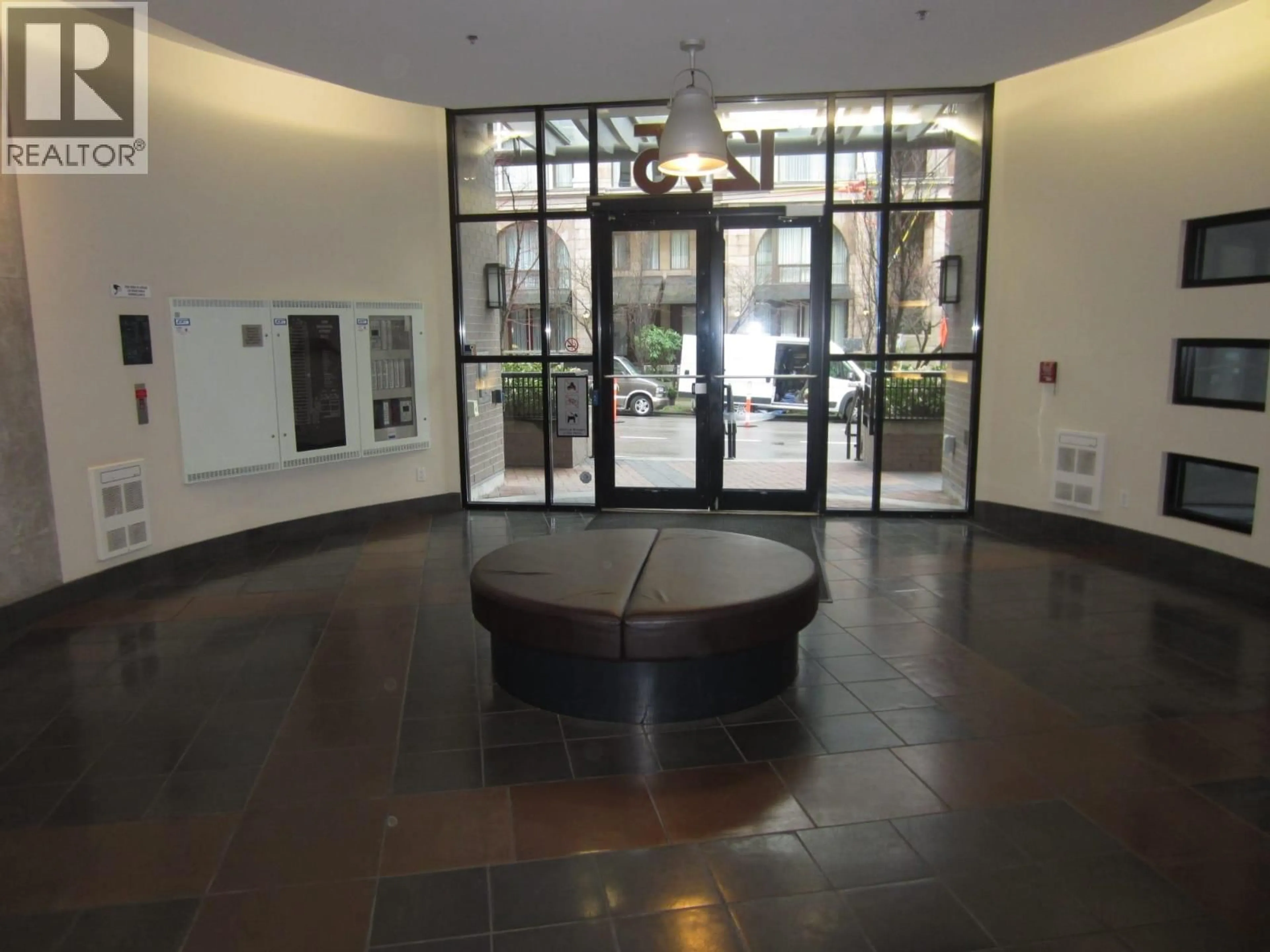 Lobby for 302 - 1295 RICHARDS STREET, Vancouver British Columbia V6B1B7