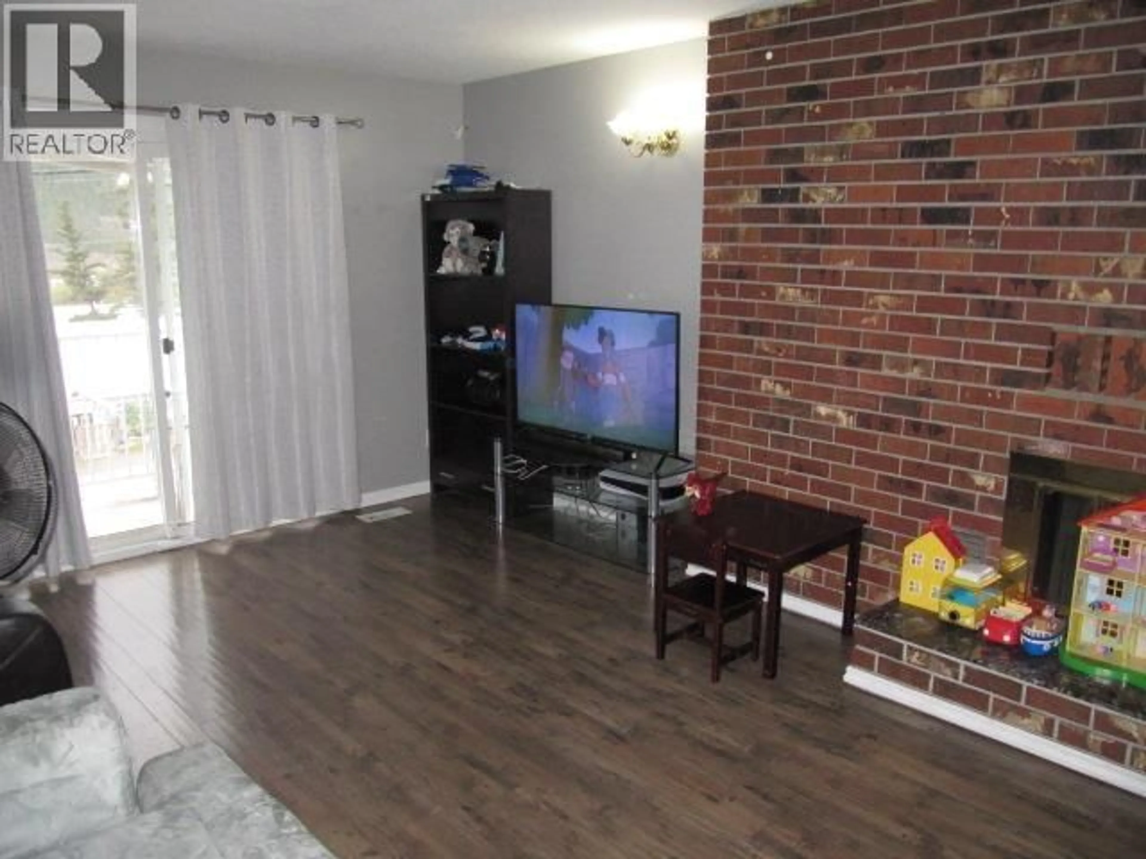 A pic of a room for 1 & 2 - 1168 SECOND AVENUE, Williams Lake British Columbia V2G1X8