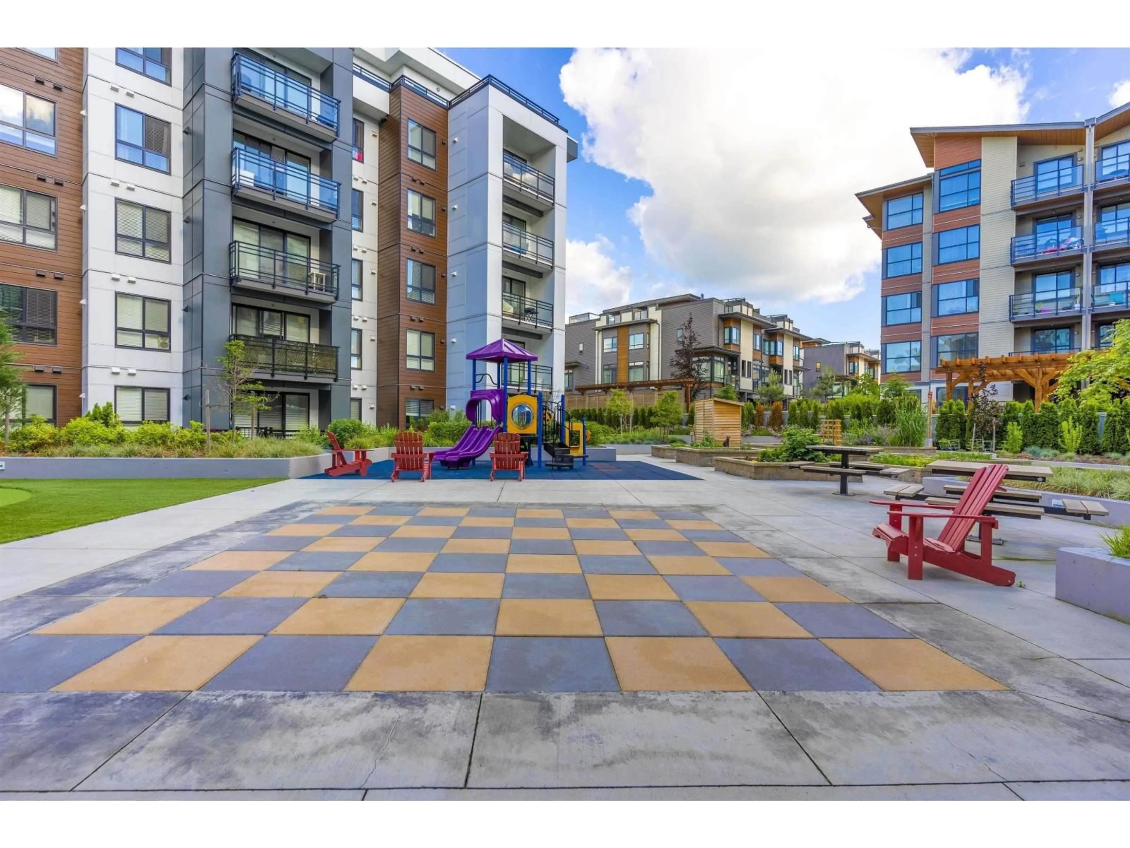 Patio, street for B302 - 20838 78B, Langley British Columbia V2Y3M2
