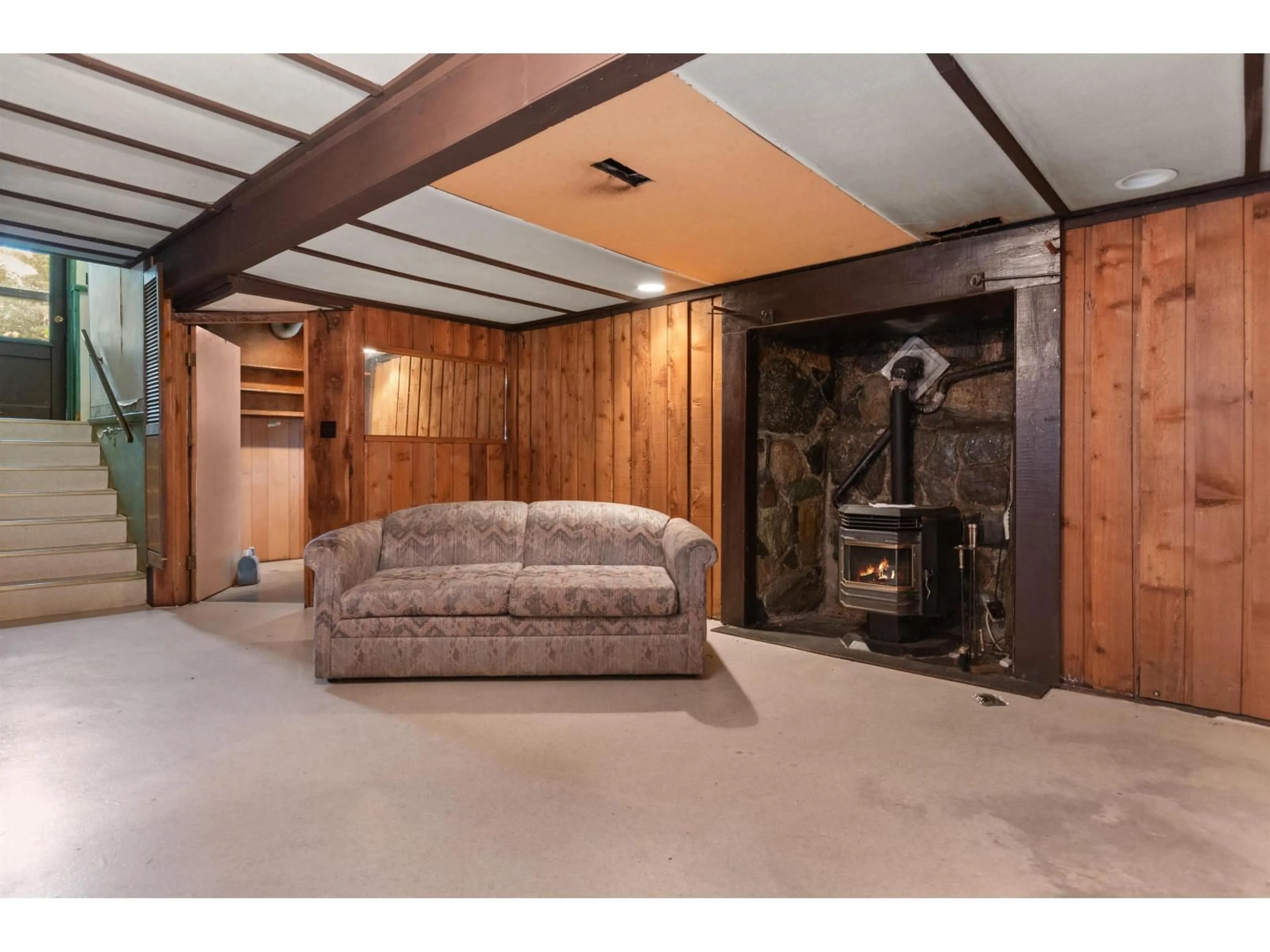 Unknown for 63491 FLOOD HOPE ROAD, Hope British Columbia V0X1L2
