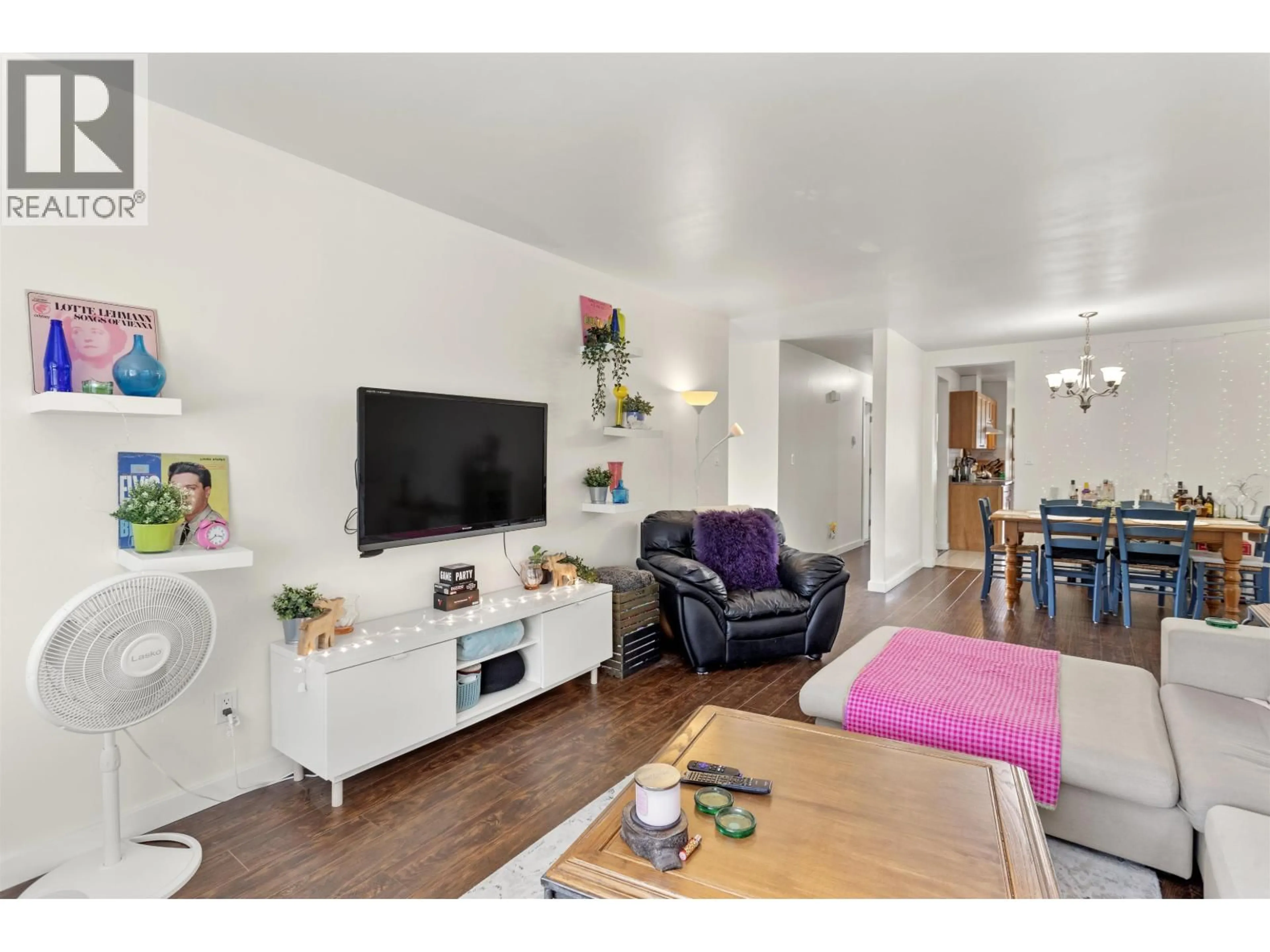 Living room with furniture, wood/laminate floor for 3423 EDINBURGH STREET, Port Coquitlam British Columbia V3B4K4