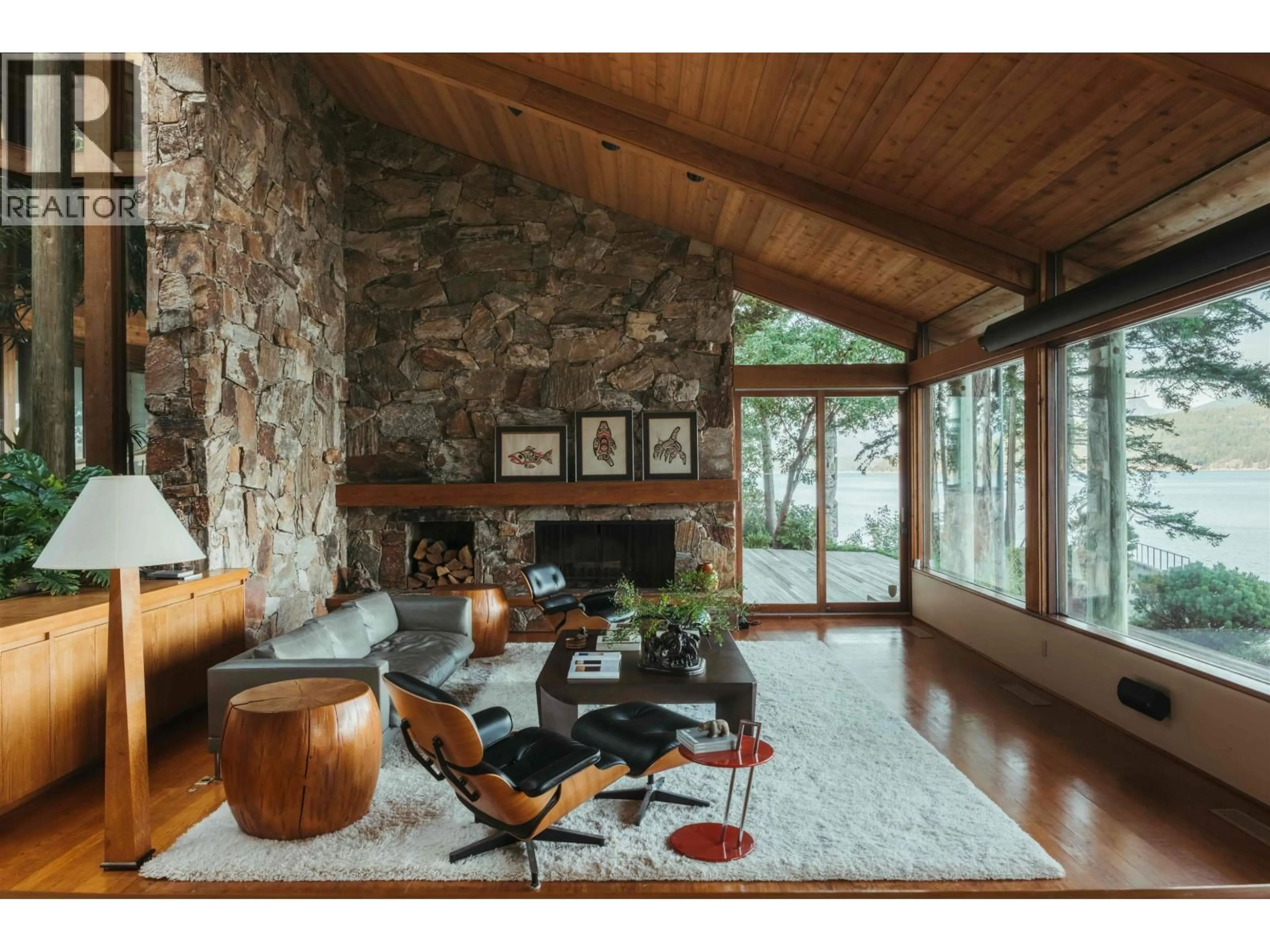 Living room with furniture, unknown for 370-374 SMUGGLERS COVE ROAD, Bowen Island British Columbia V0N1G1