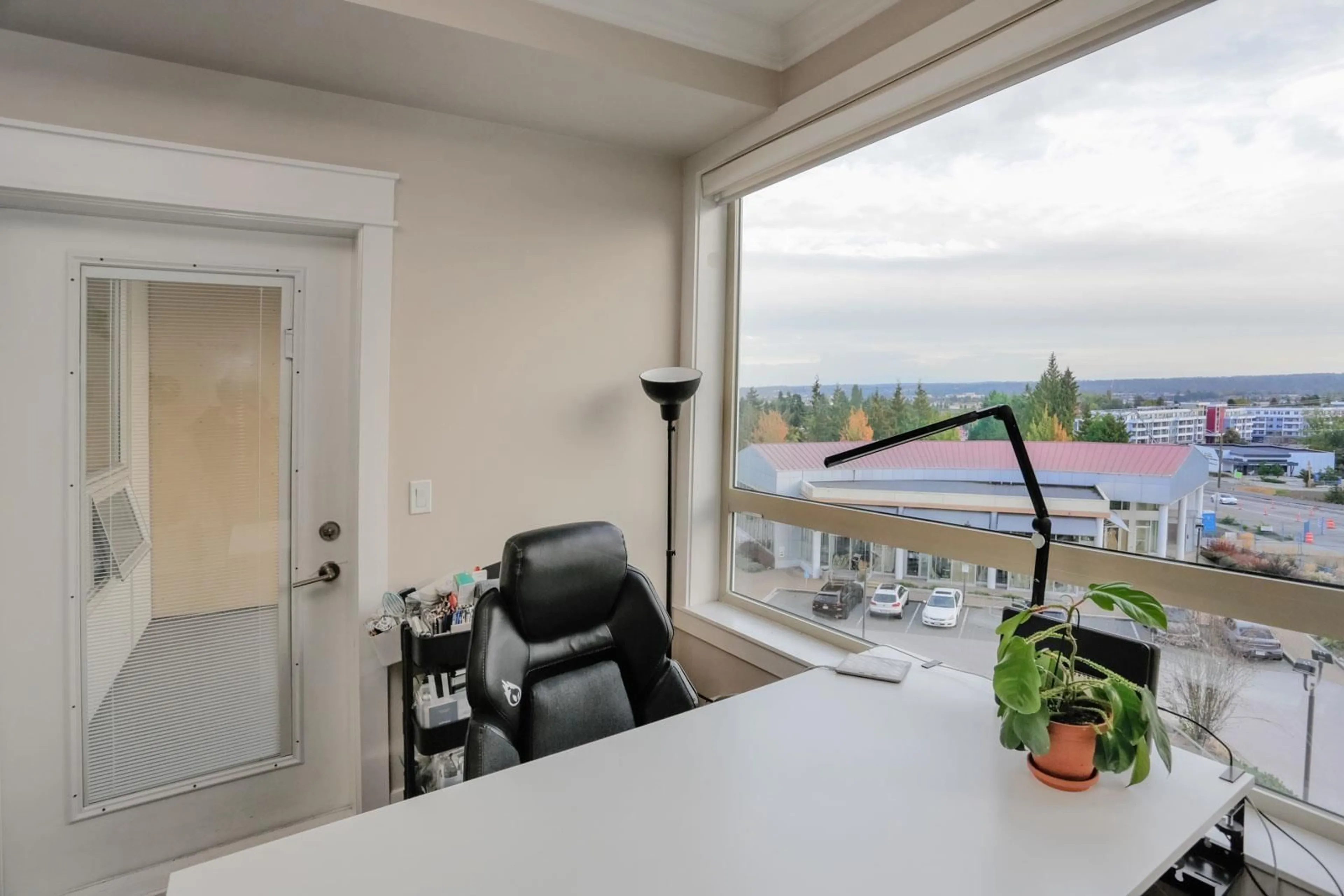A pic of a room for 415 - 19228 64, Surrey British Columbia V3S7C9