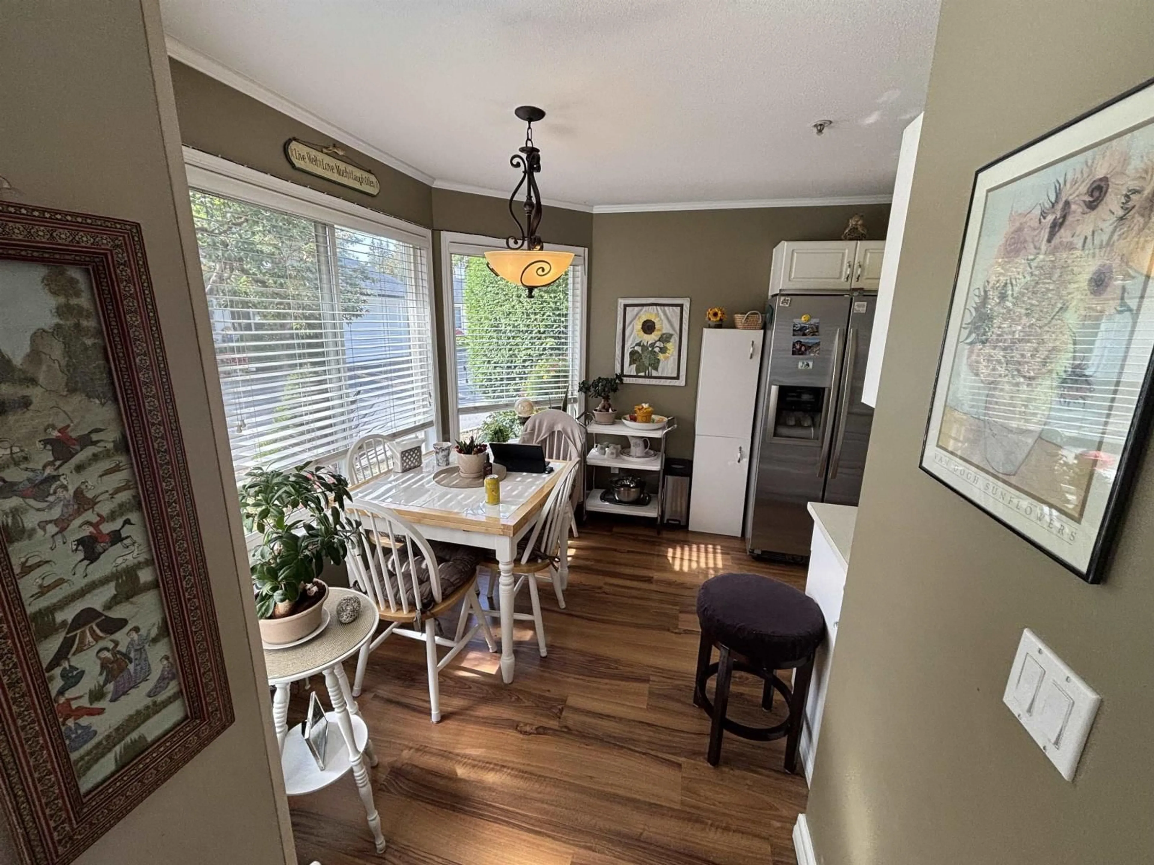 Dining room, wood/laminate floor for 48 - 20761 TELEGRAPH, Langley British Columbia V1M2W3