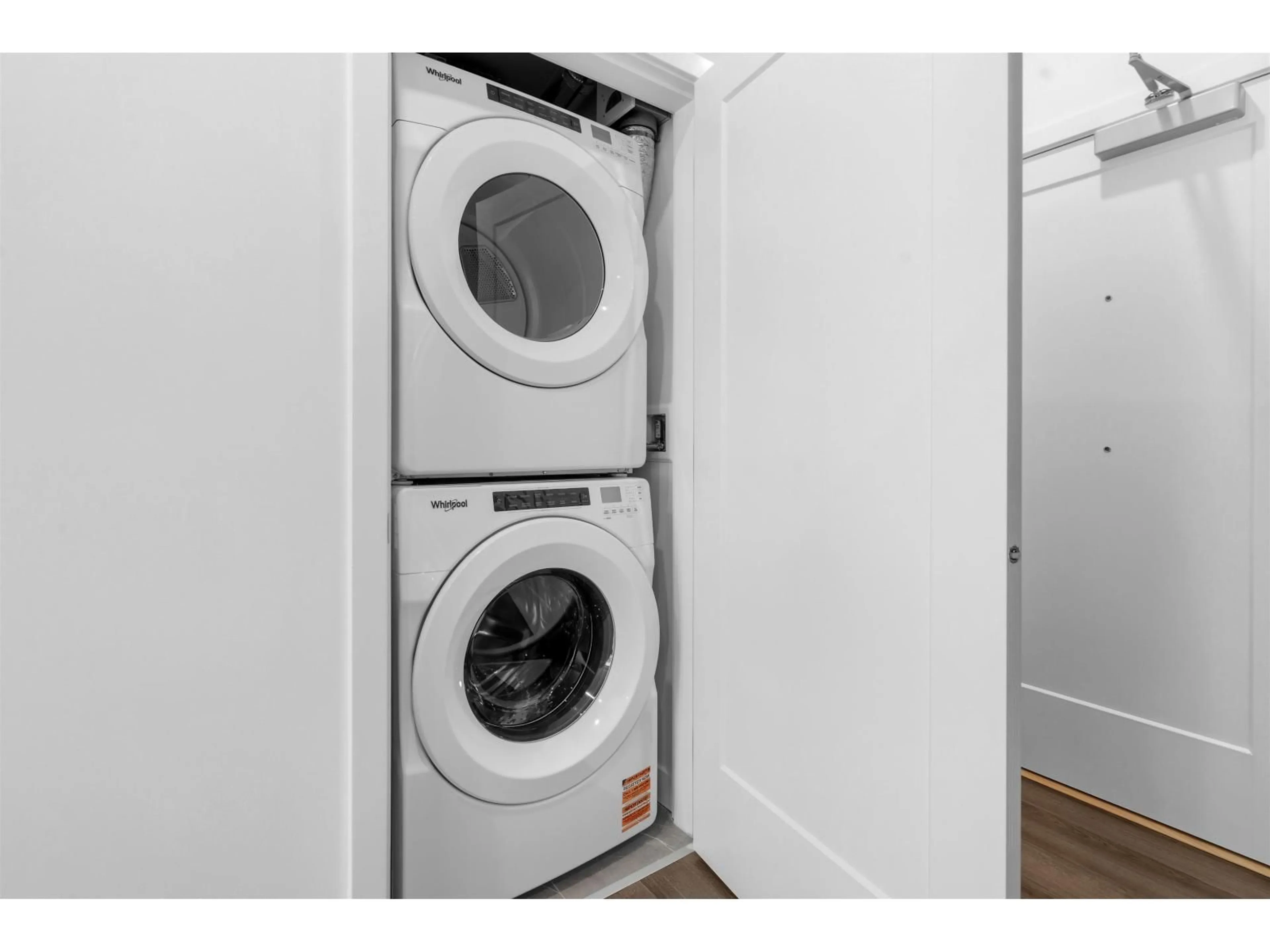 Laundry room for 115 - 13788 76, Surrey British Columbia V3W3V9