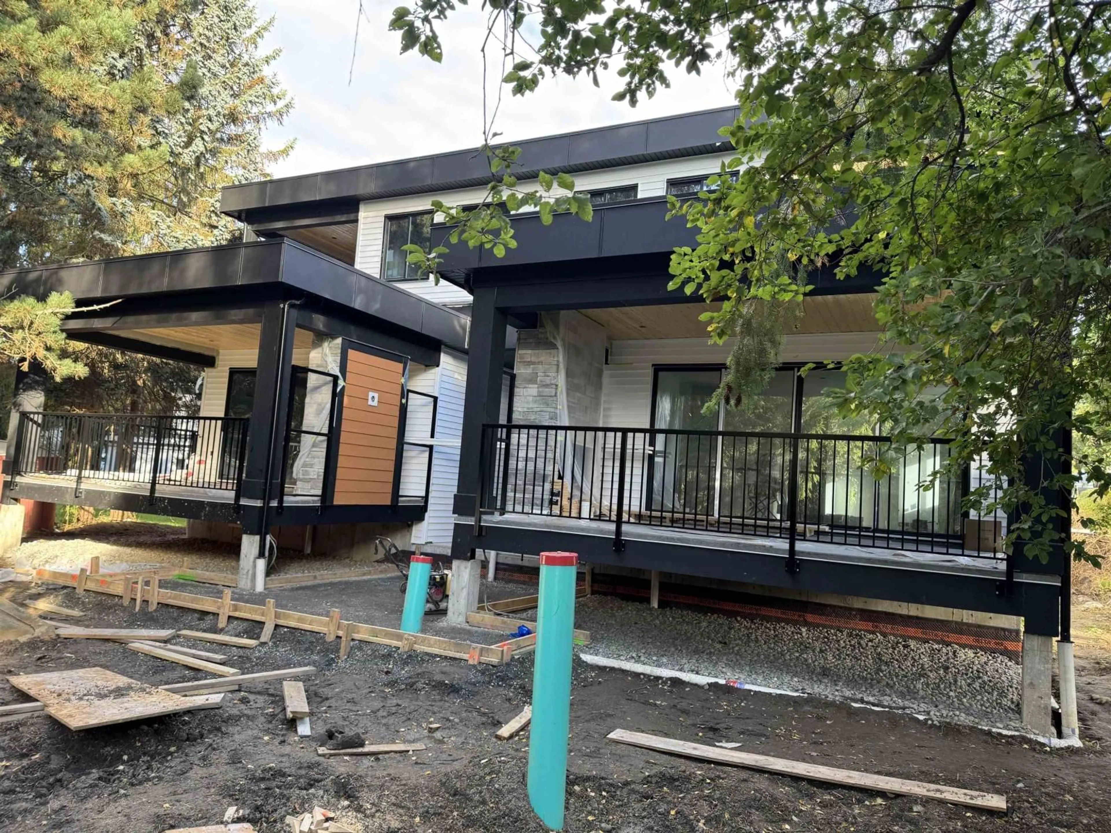 Unknown for 14206 NORTH BLUFF, White Rock British Columbia V4B3C4