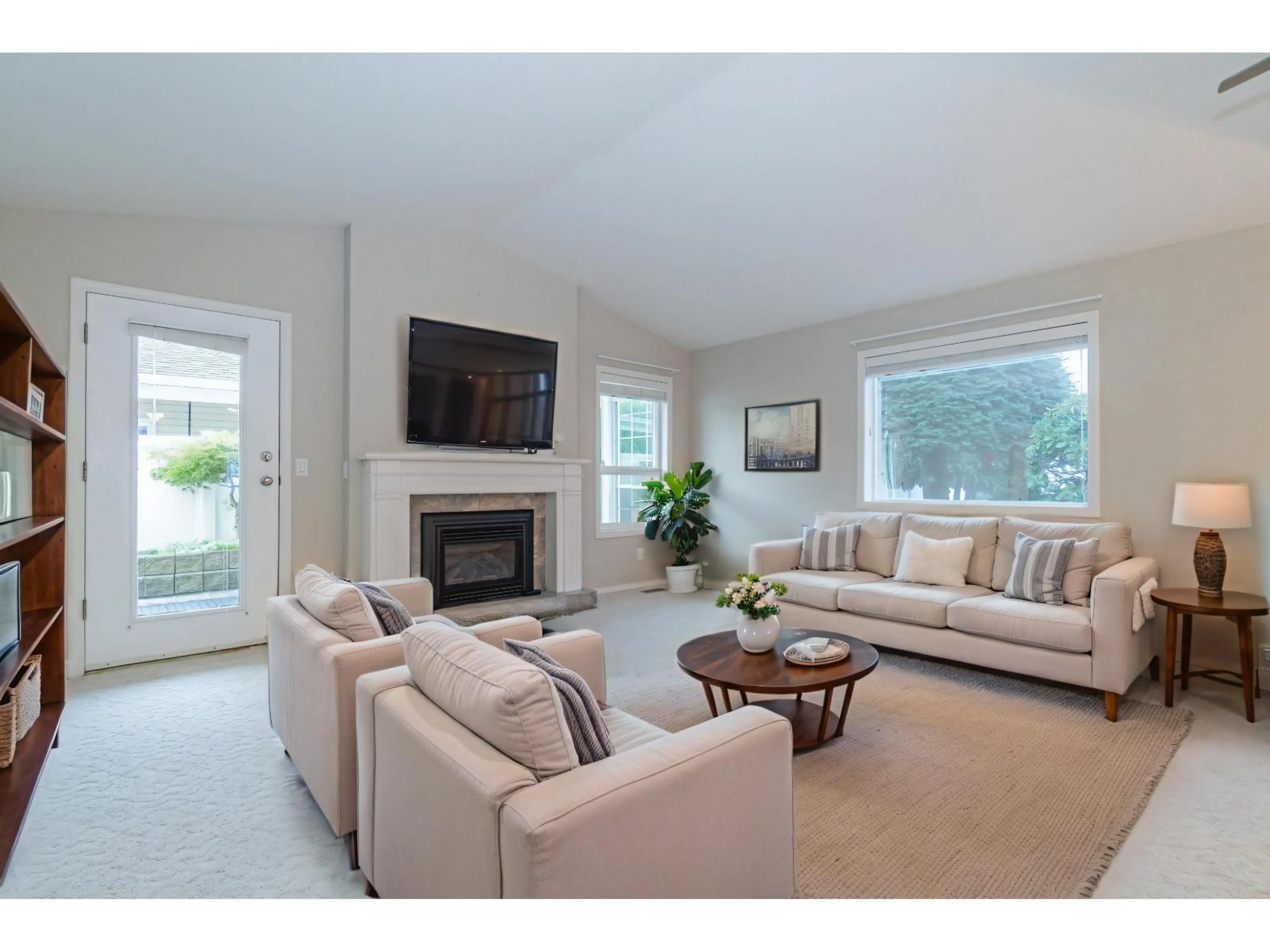 Living room with furniture, unknown for 31 - 8500 YOUNG ROAD, Chilliwack British Columbia V2P4P1