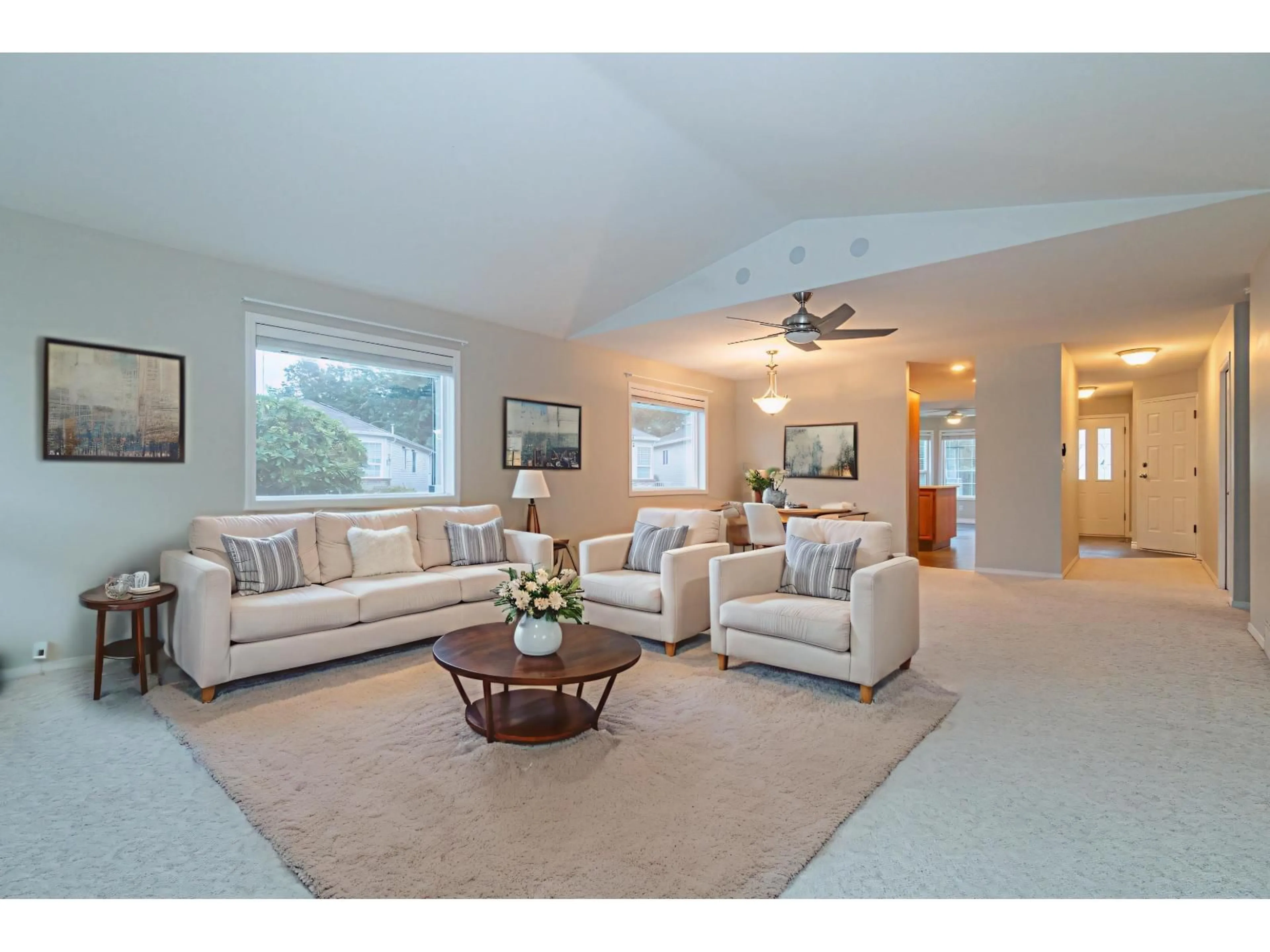 Living room with furniture, unknown for 31 - 8500 YOUNG ROAD, Chilliwack British Columbia V2P4P1