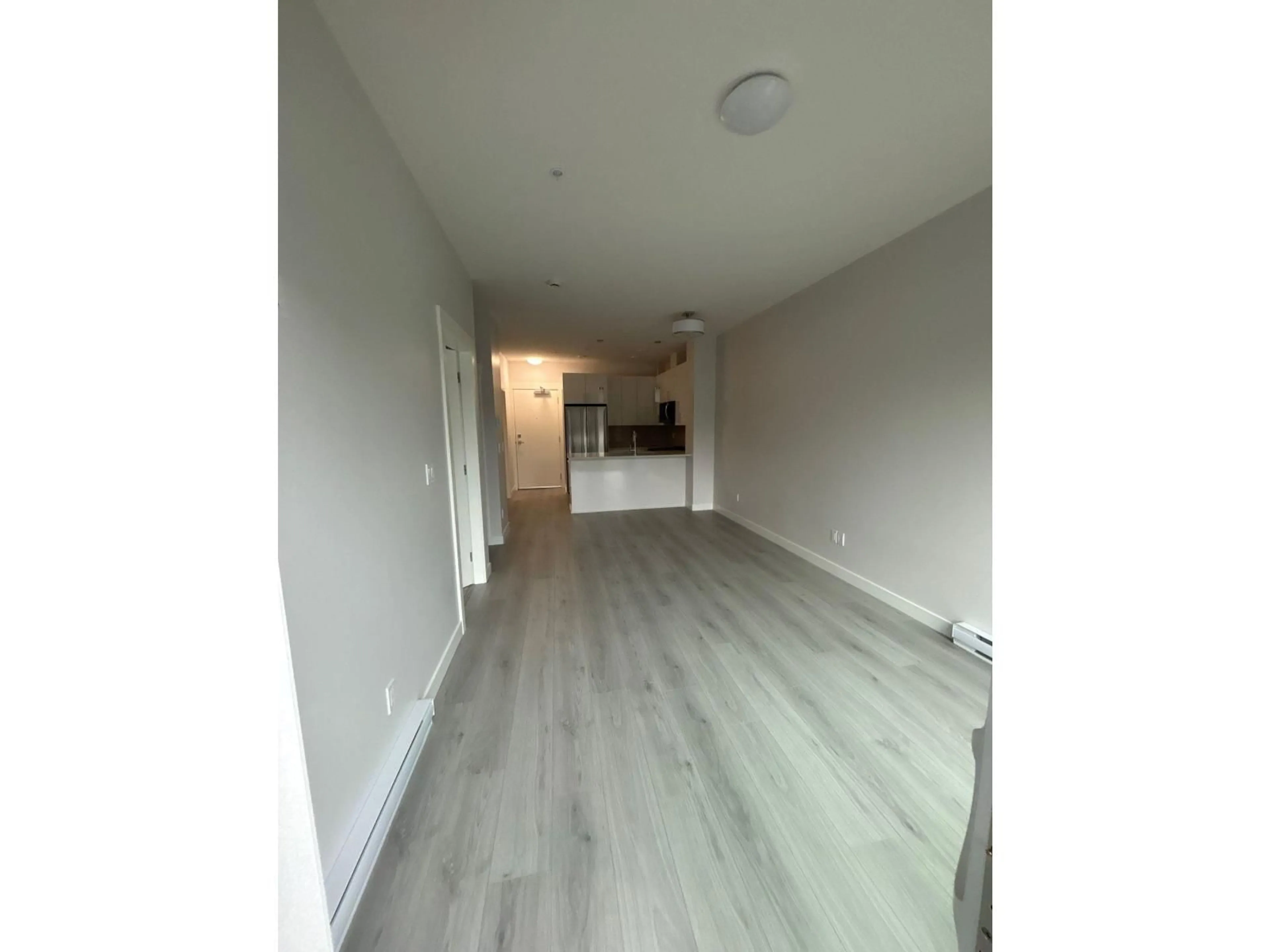 A pic of a room for 611 - 33886 PINE, Abbotsford British Columbia V2S2P3