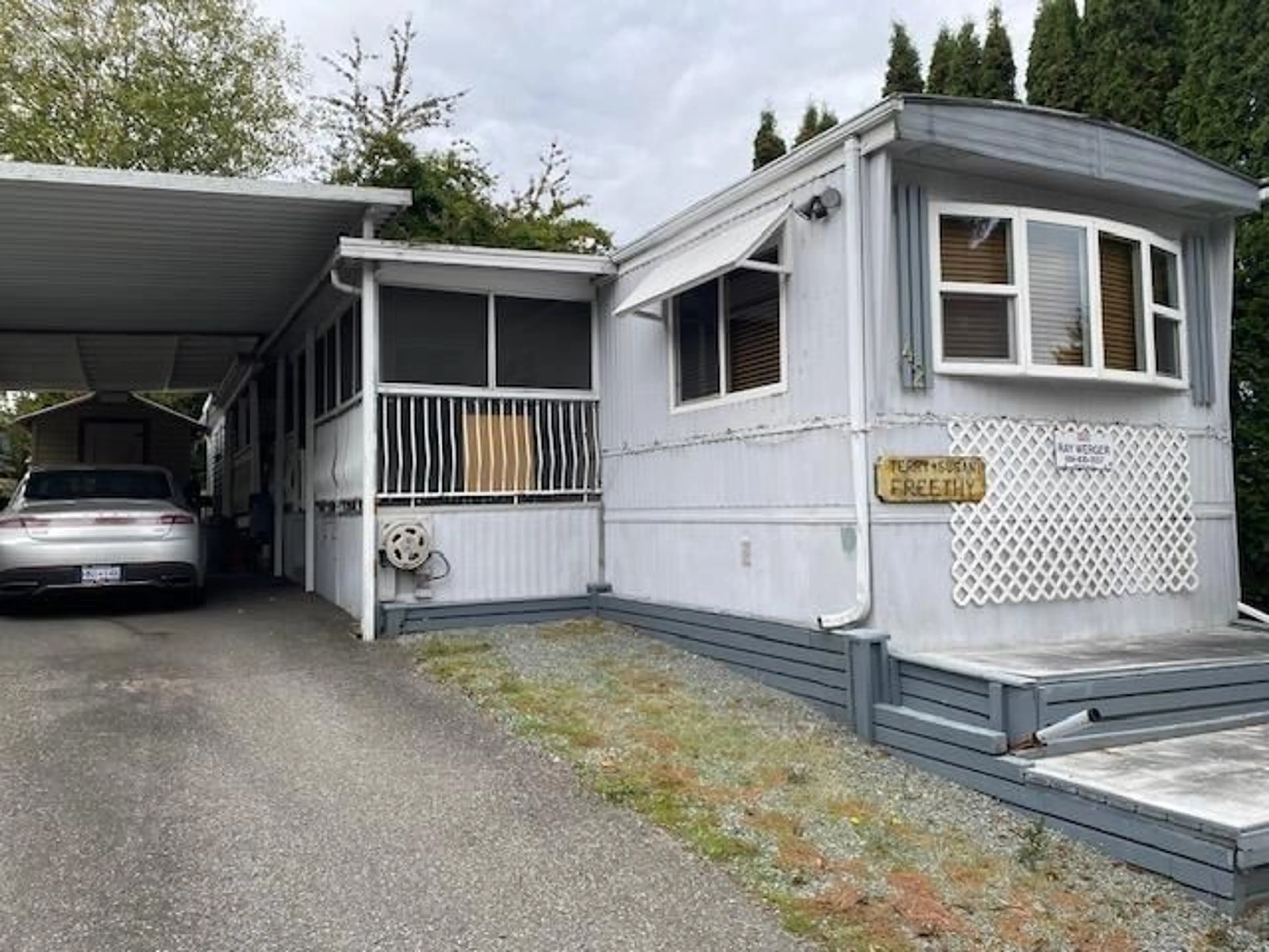 Home with vinyl exterior material, street for 42 - 13650 80, Surrey British Columbia V3W6J8