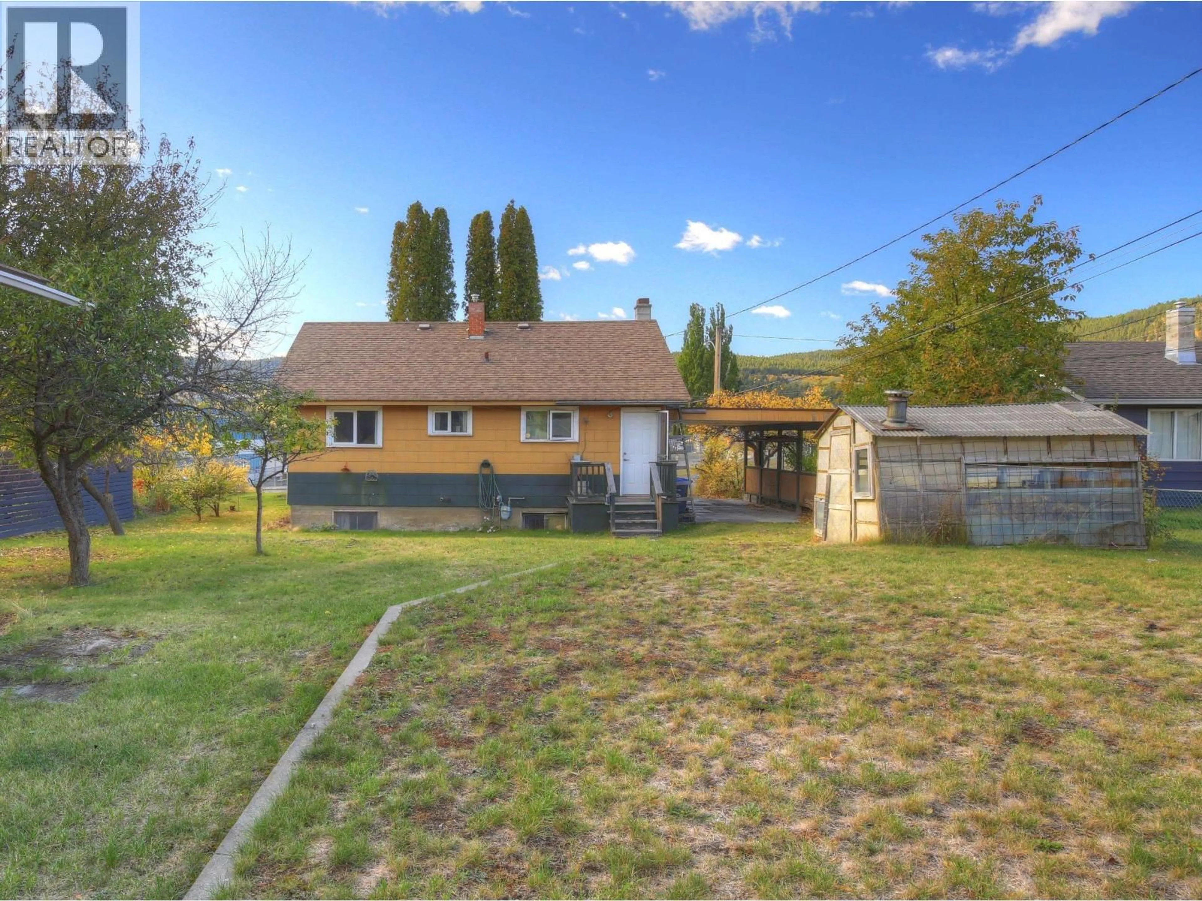 A pic from outside/outdoor area/front of a property/back of a property/a pic from drone, street for 342 THIRD AVENUE, Williams Lake British Columbia V2G2A8