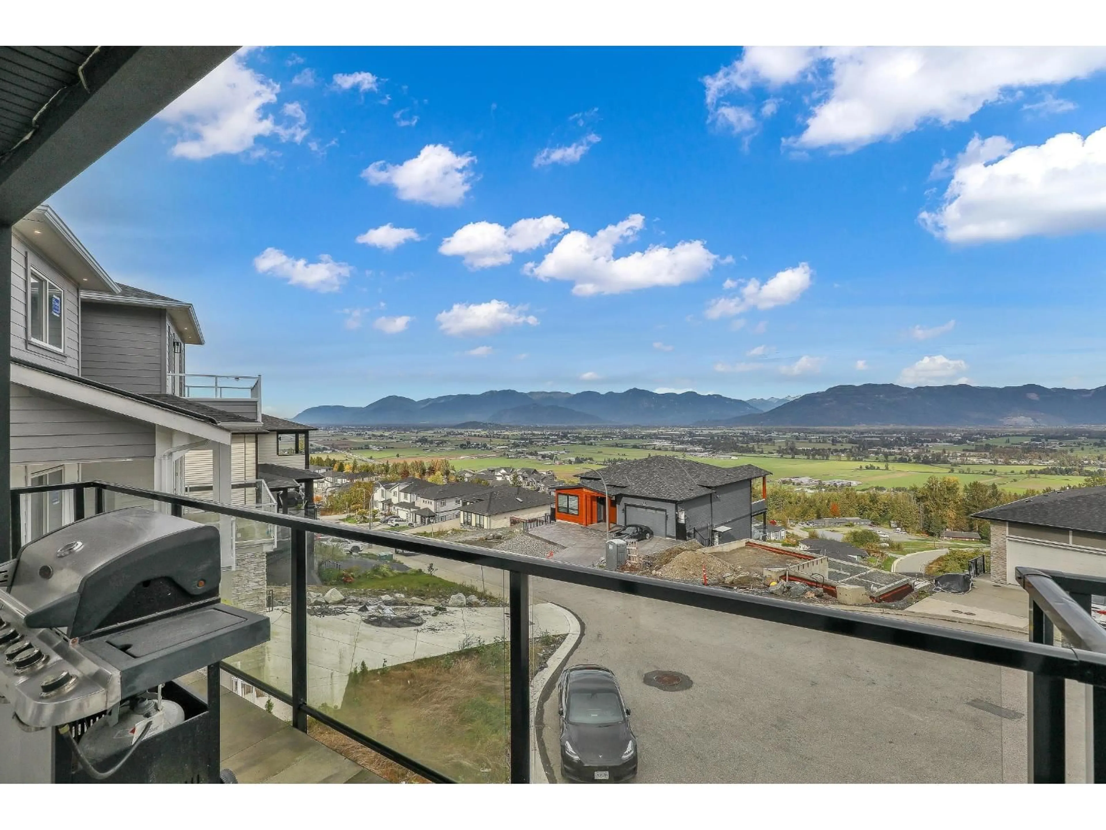 Balcony in the apartment, mountain view for 51144 FARMERS WAY, Chilliwack British Columbia V4Z0E4