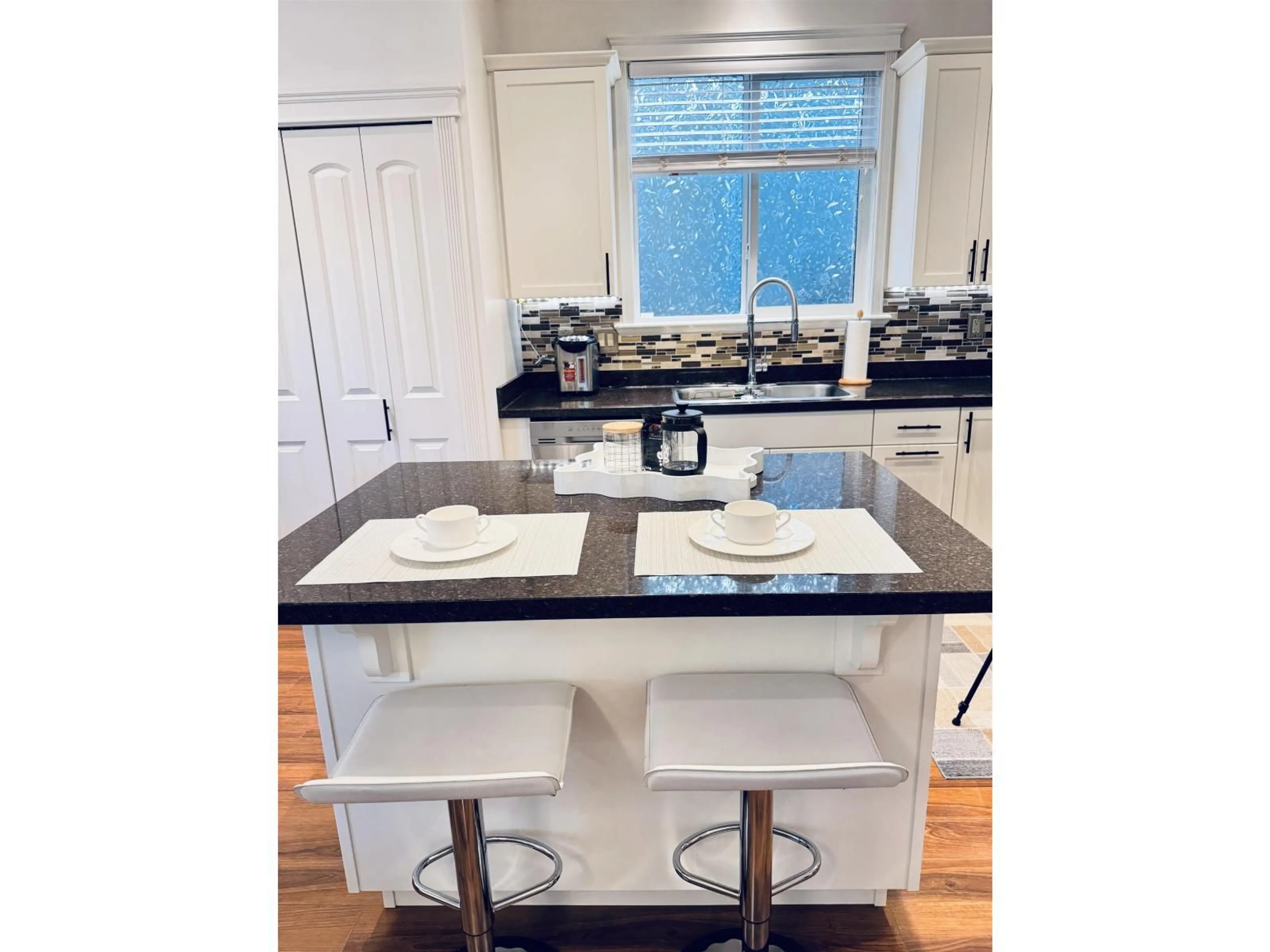 Contemporary kitchen, unknown for 6631 192A, Surrey British Columbia V4N0B9