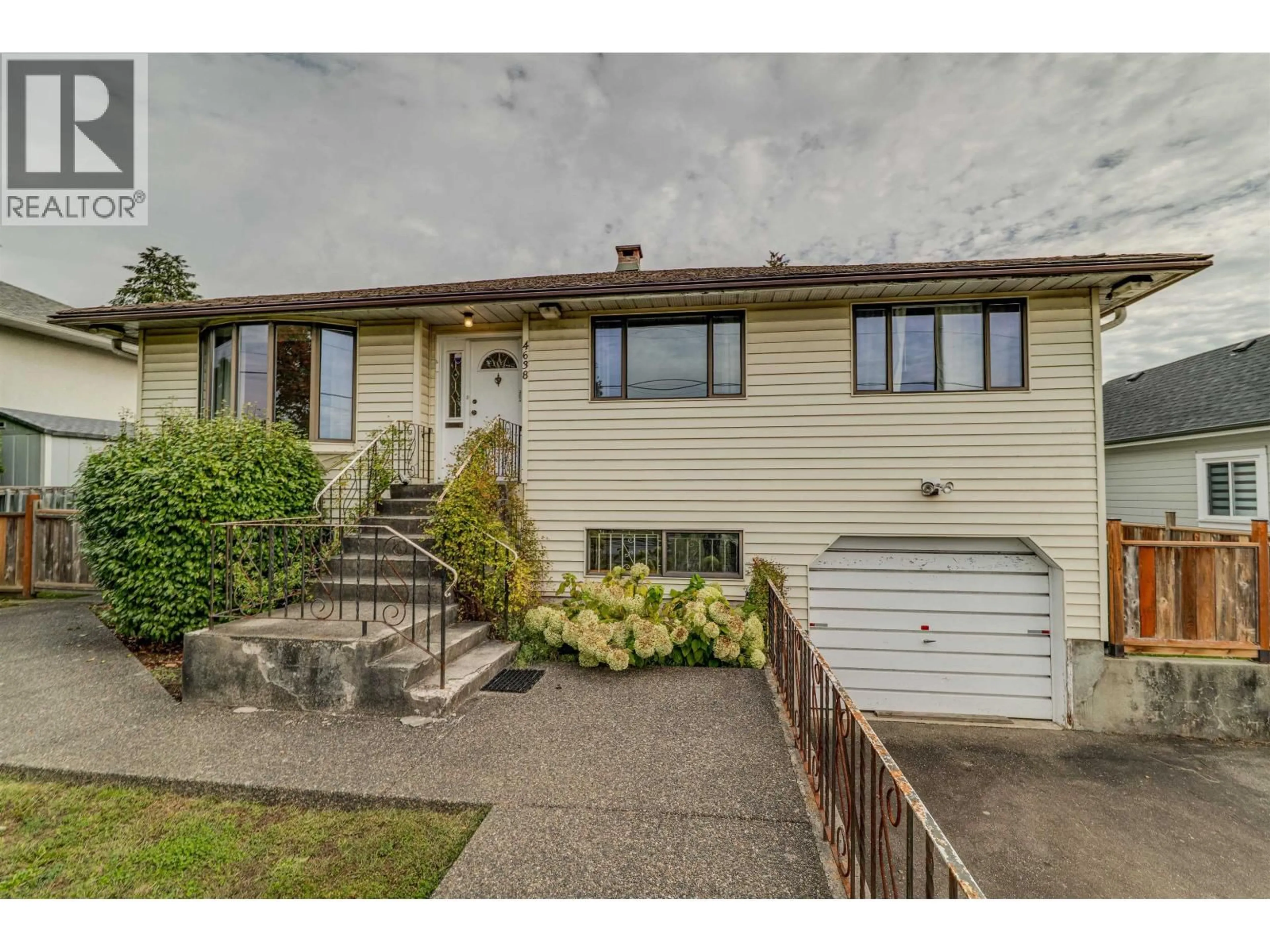 Home with vinyl exterior material, street for 4638 ROYAL OAK AVENUE, Burnaby British Columbia V5G3M5
