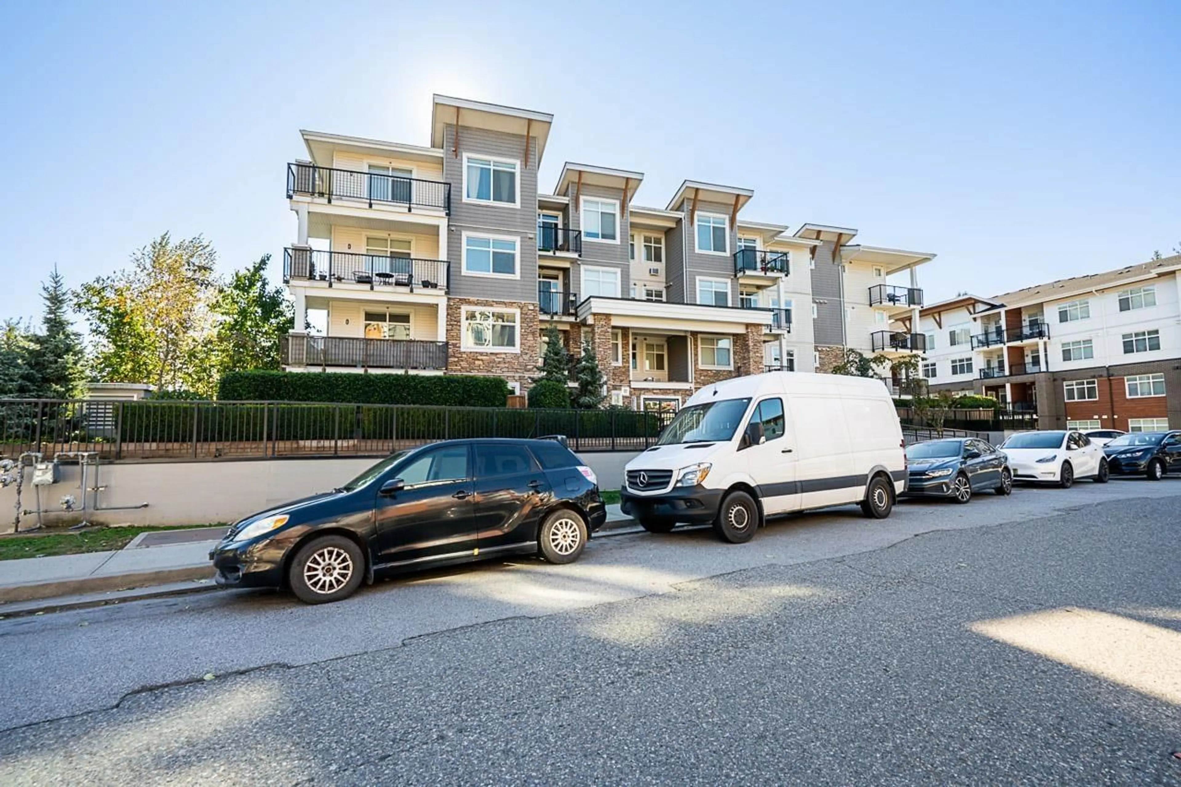 A pic from outside/outdoor area/front of a property/back of a property/a pic from drone, street for 103 - 19940 BRYDON, Langley British Columbia V3A0K8